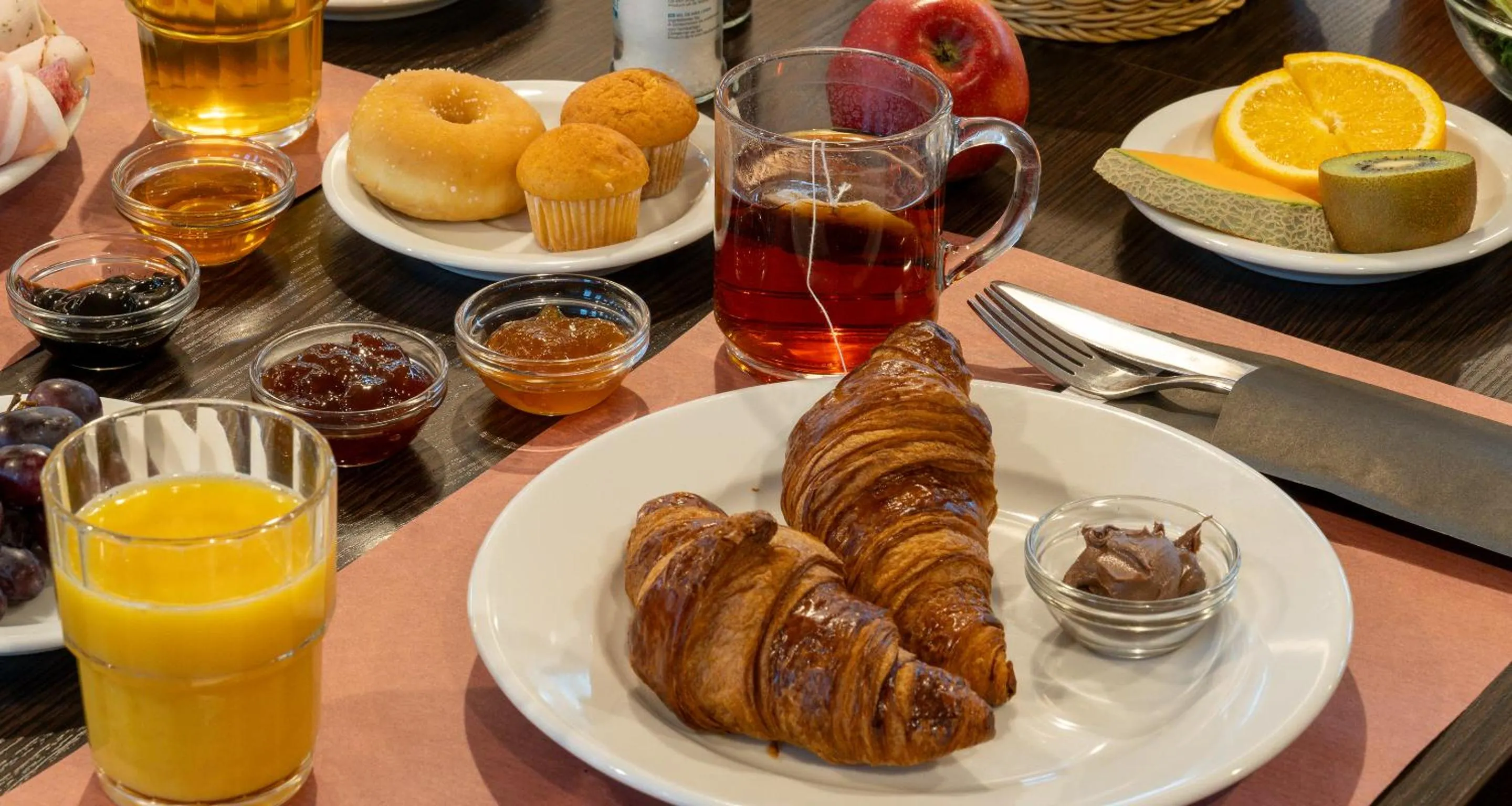 Breakfast in PLAZA Premium Almere