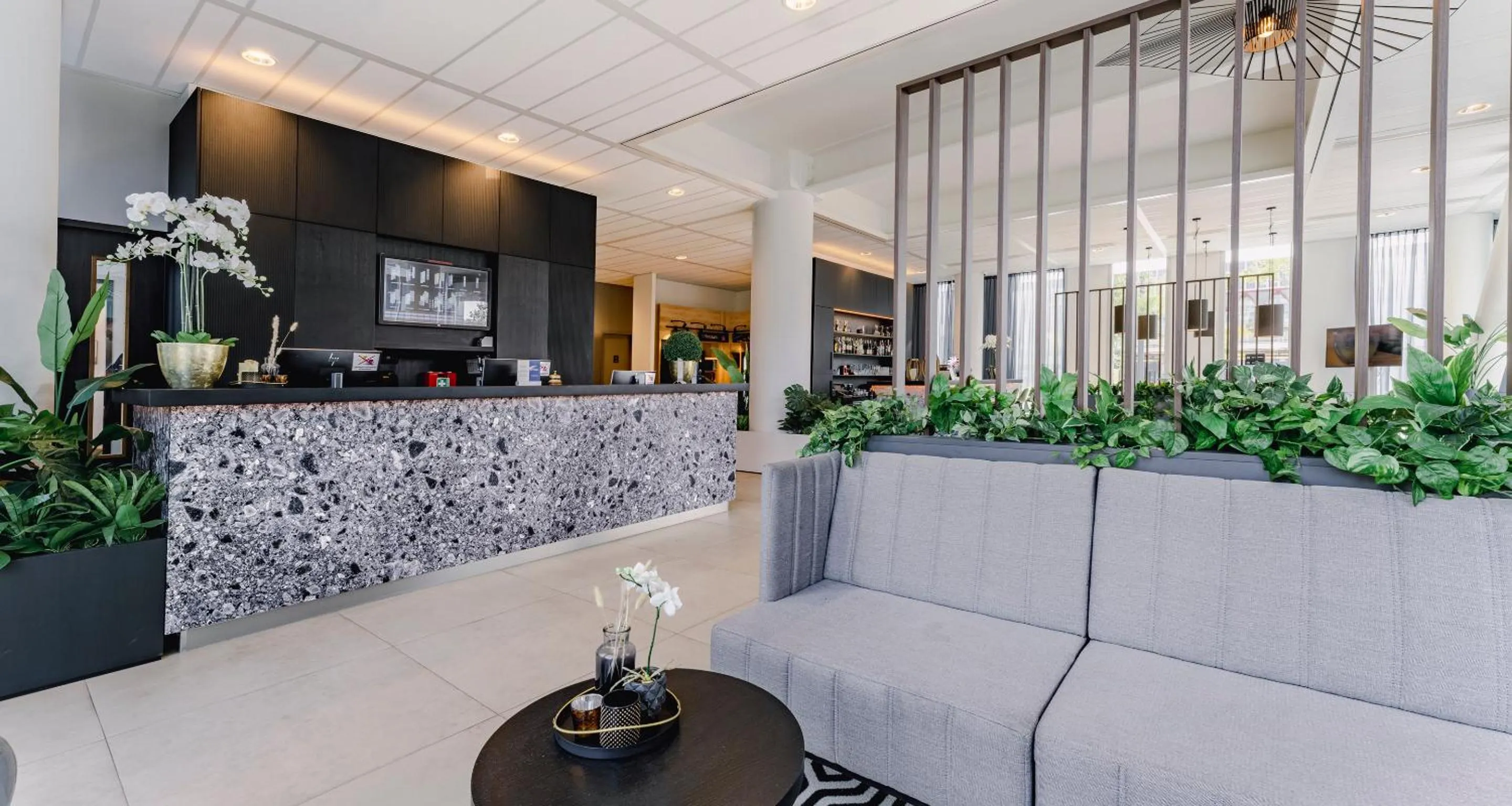 Lobby or reception in PLAZA Premium Almere