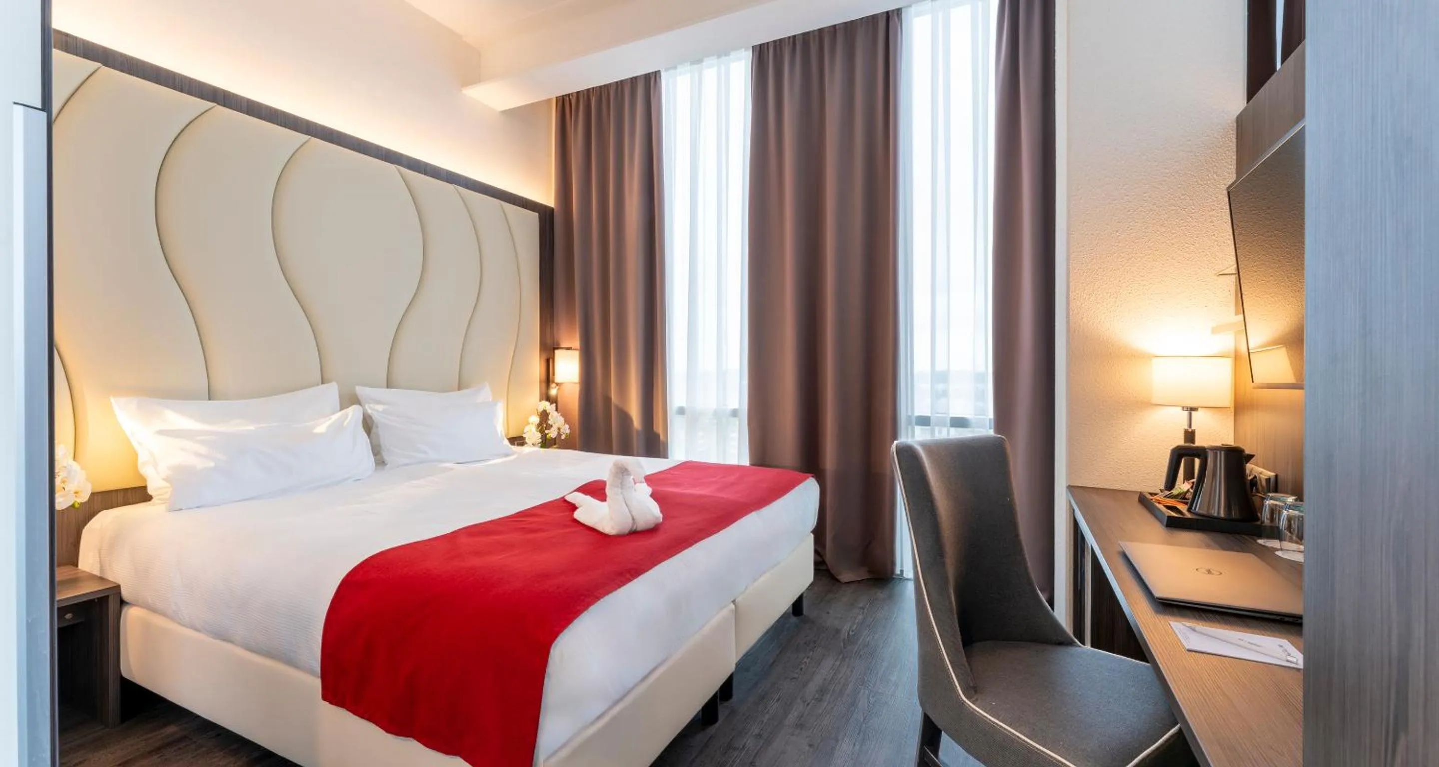 Photo of the whole room, Bed in PLAZA Premium Almere