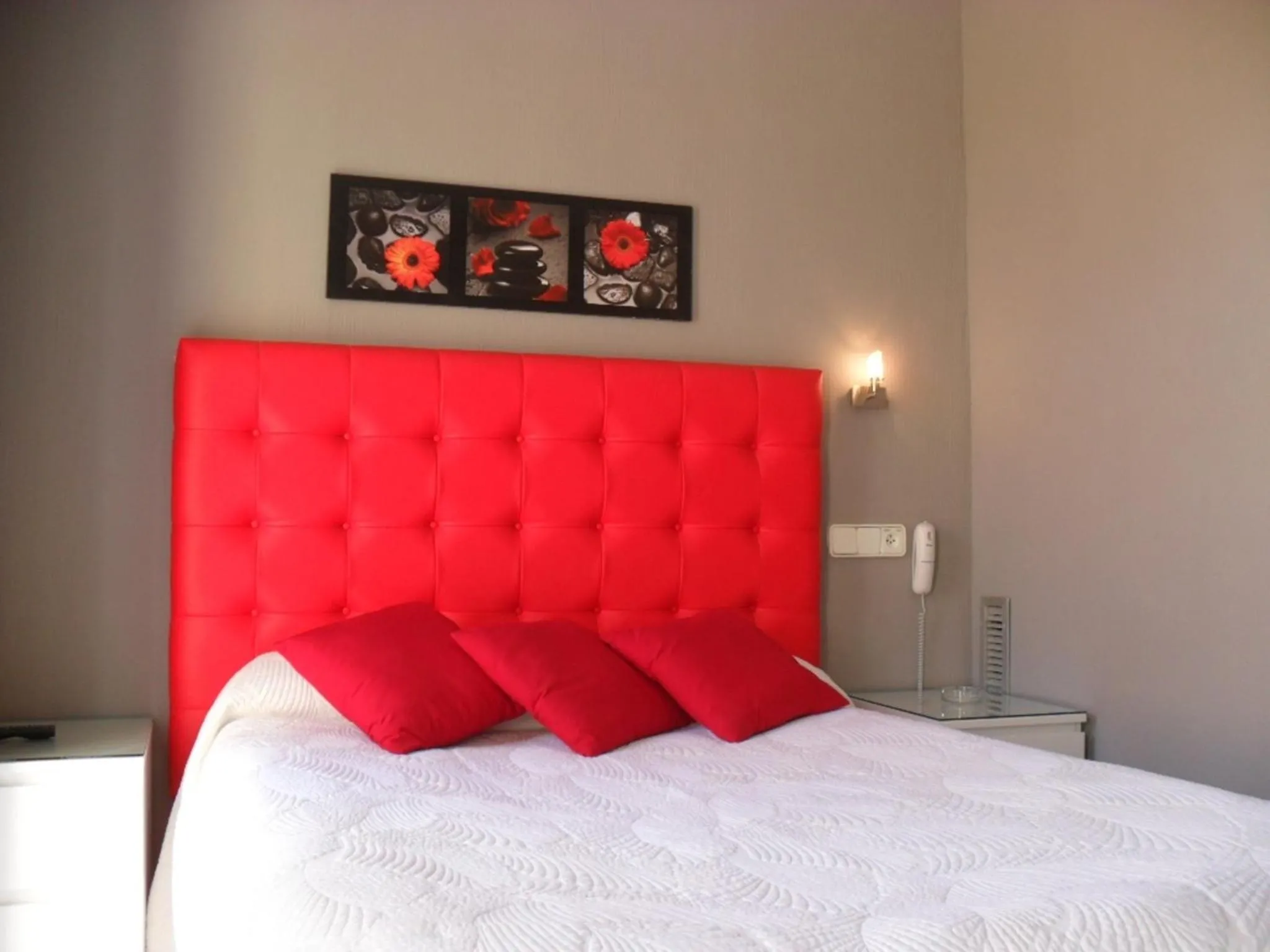 Bedroom, Bed in Hotel Lo Monte