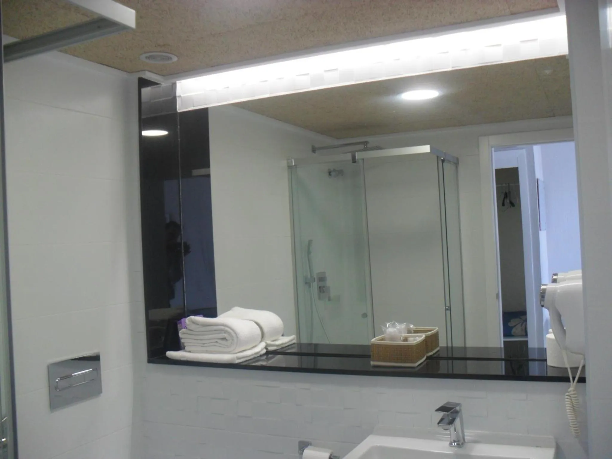 Bathroom in Hotel Lo Monte