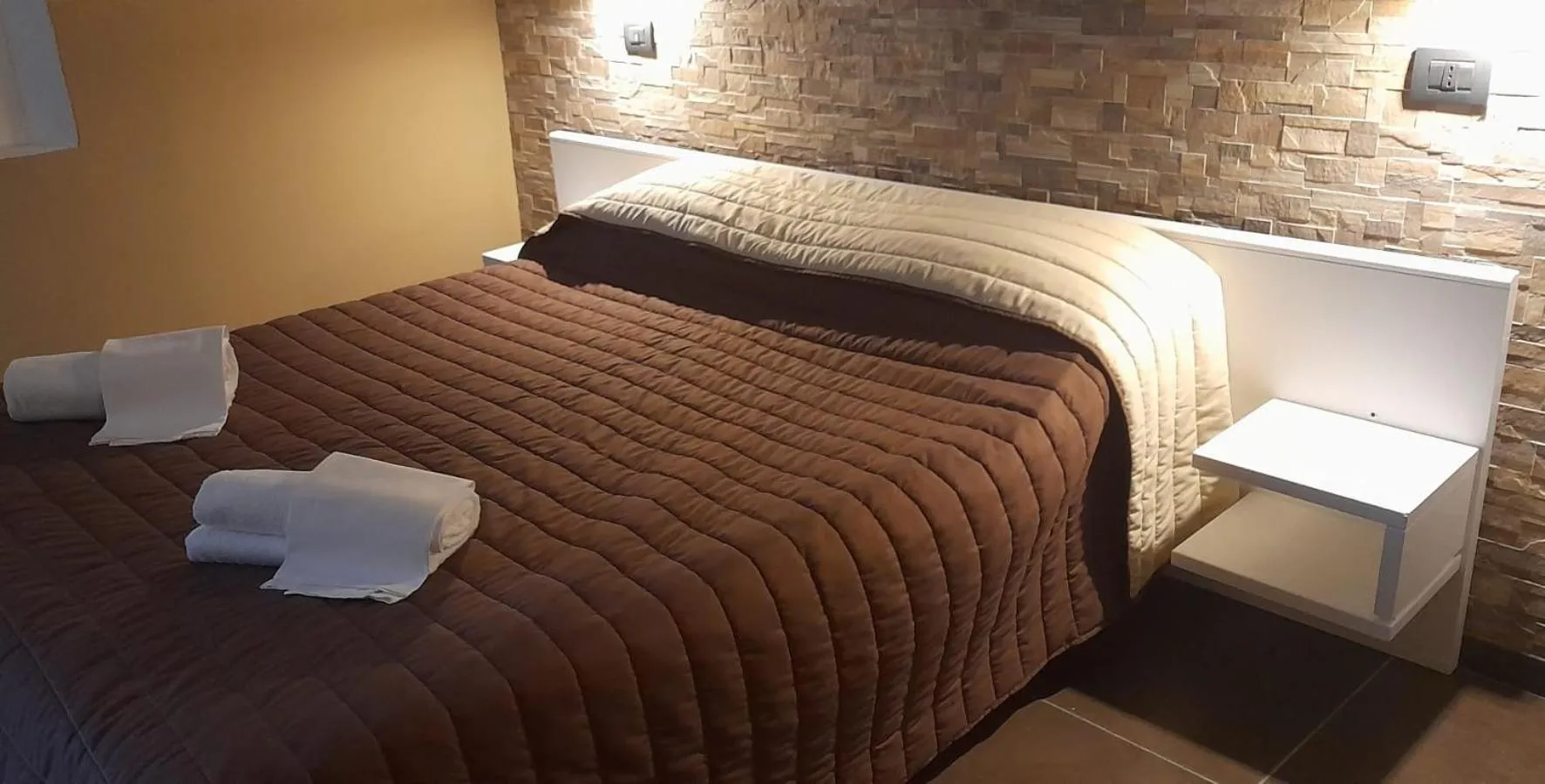 Bed in Hotel La Torre