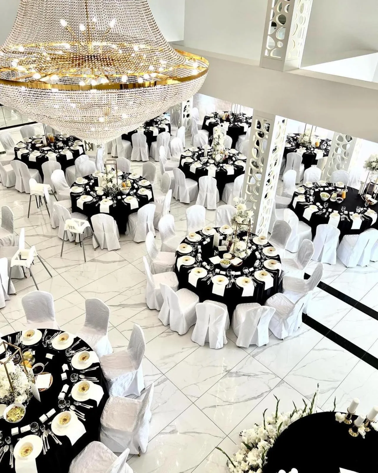 Centrum Bankietowo - Hotelowe "Perła"