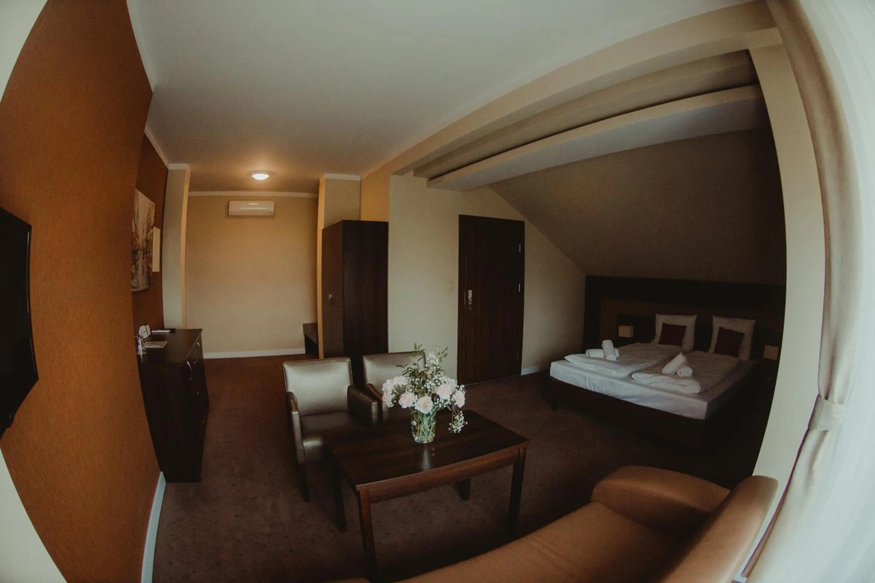 Bed in Centrum Bankietowo - Hotelowe "Perła"