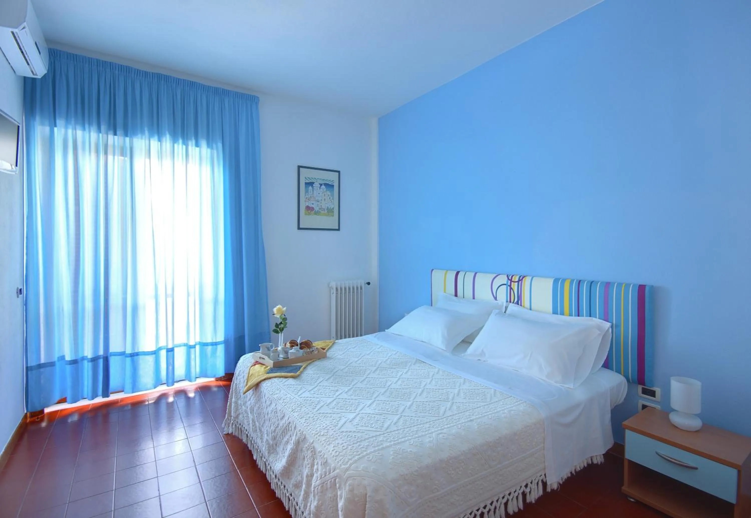 Photo of the whole room, Bed in Iris Hotel