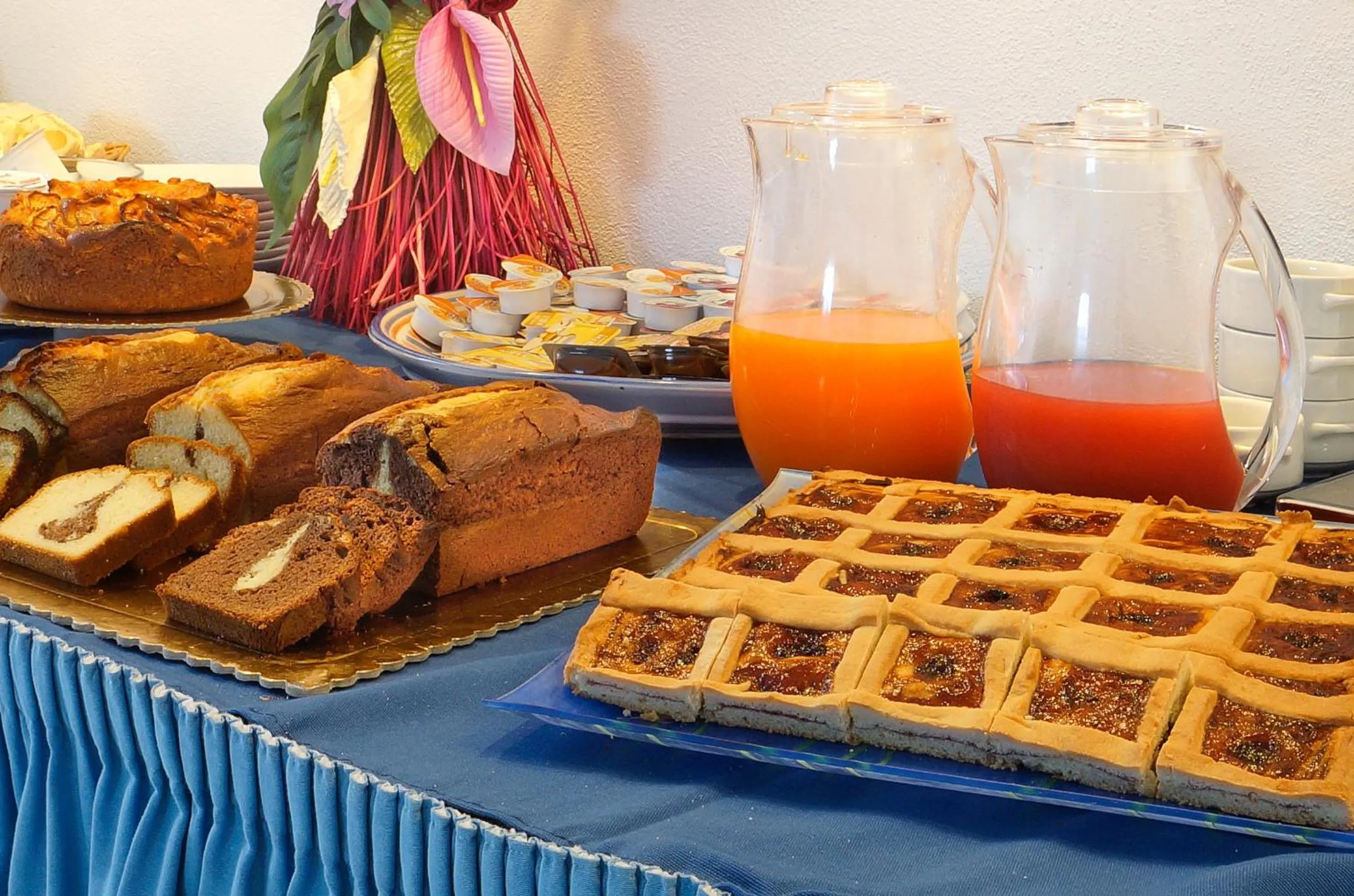 Buffet breakfast in Iris Hotel