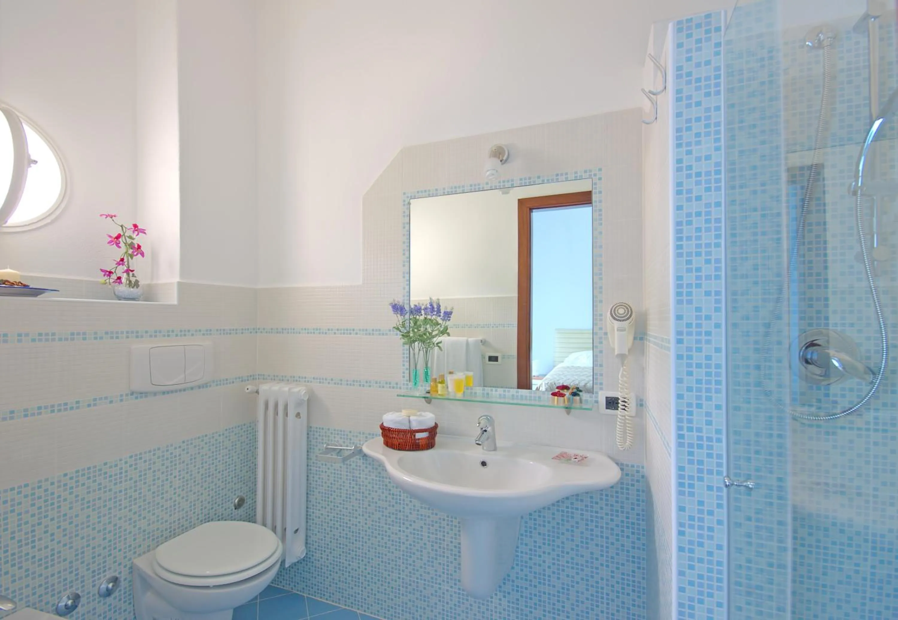 Bathroom in Iris Hotel