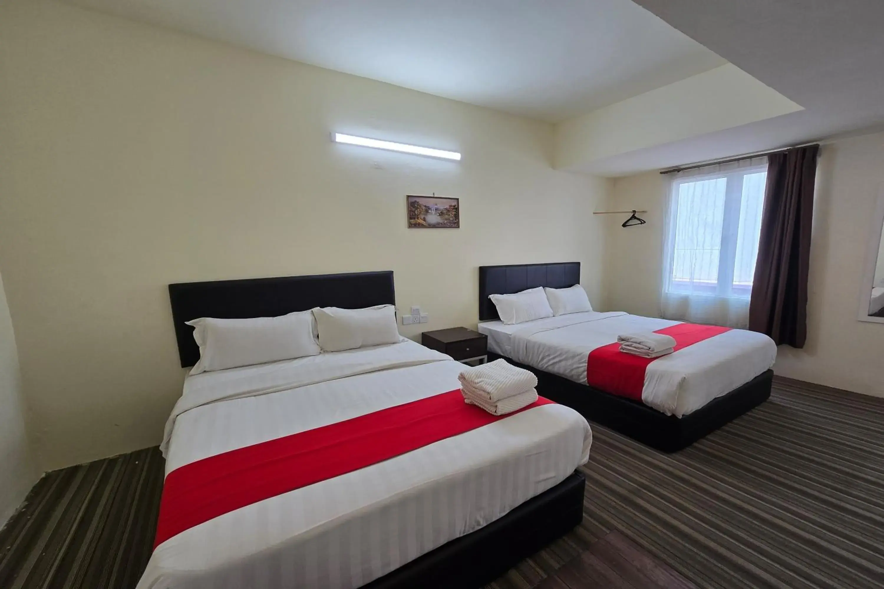 Quadruple Room in Hotel Seri Warisan Melaka, Stadium Hang Tuah Quadruple Room in Hotel Seri Warisan Melaka, Stadium Hang Tuah