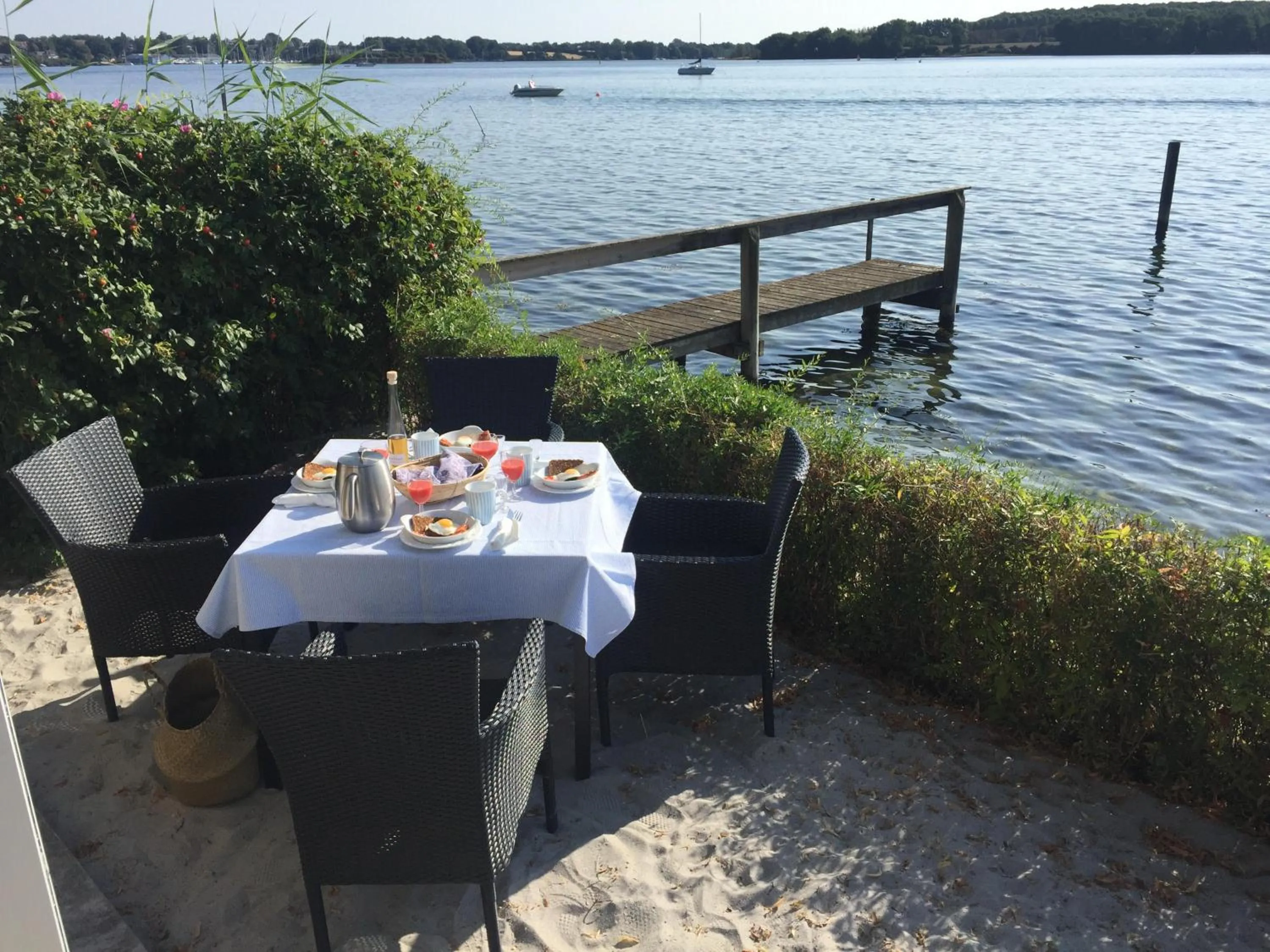Breakfast in Troense Bed and Breakfast by the sea