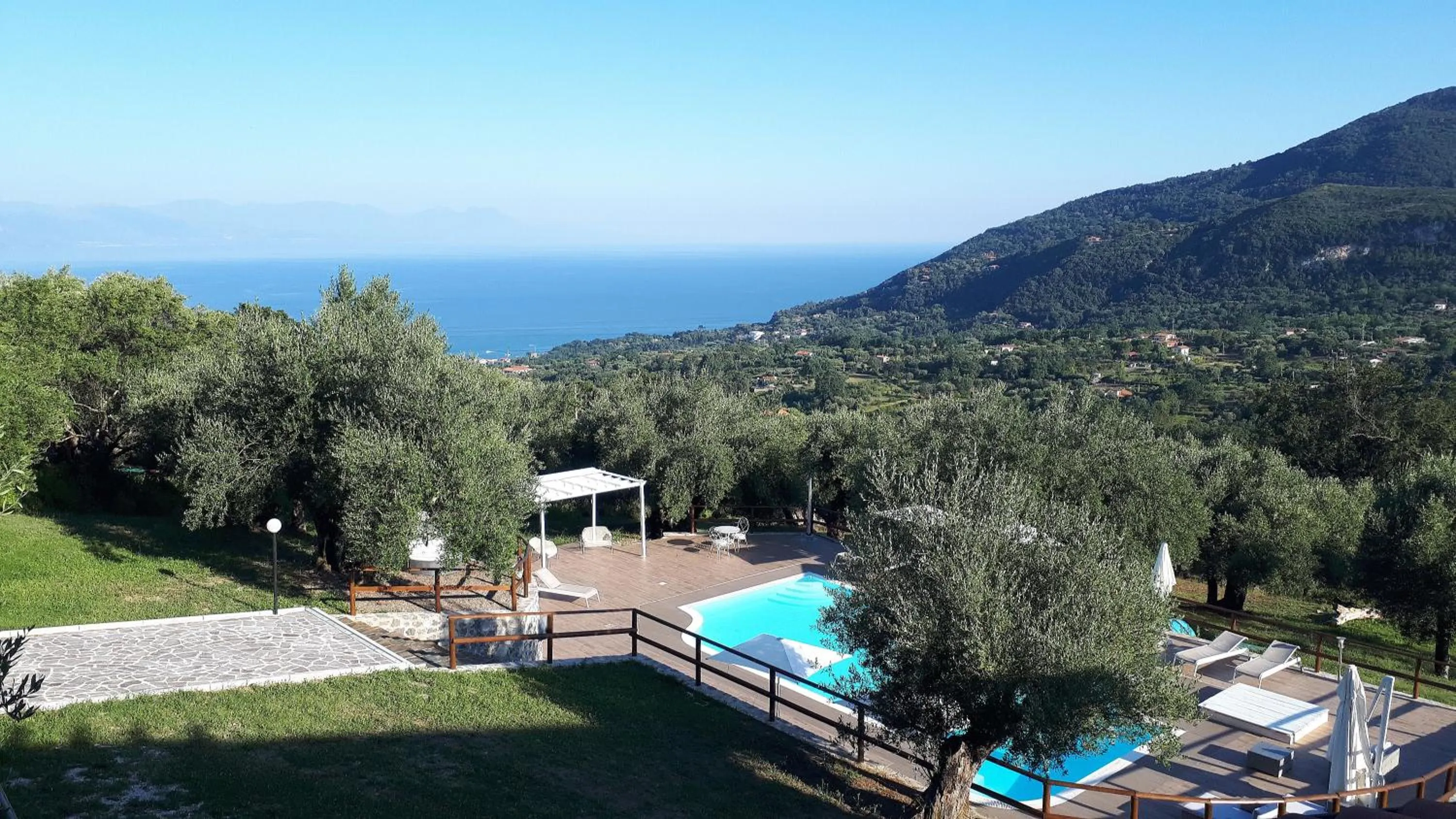 Pool view in Tenuta Terre di Bosco Oasi di Relax nel Cilento