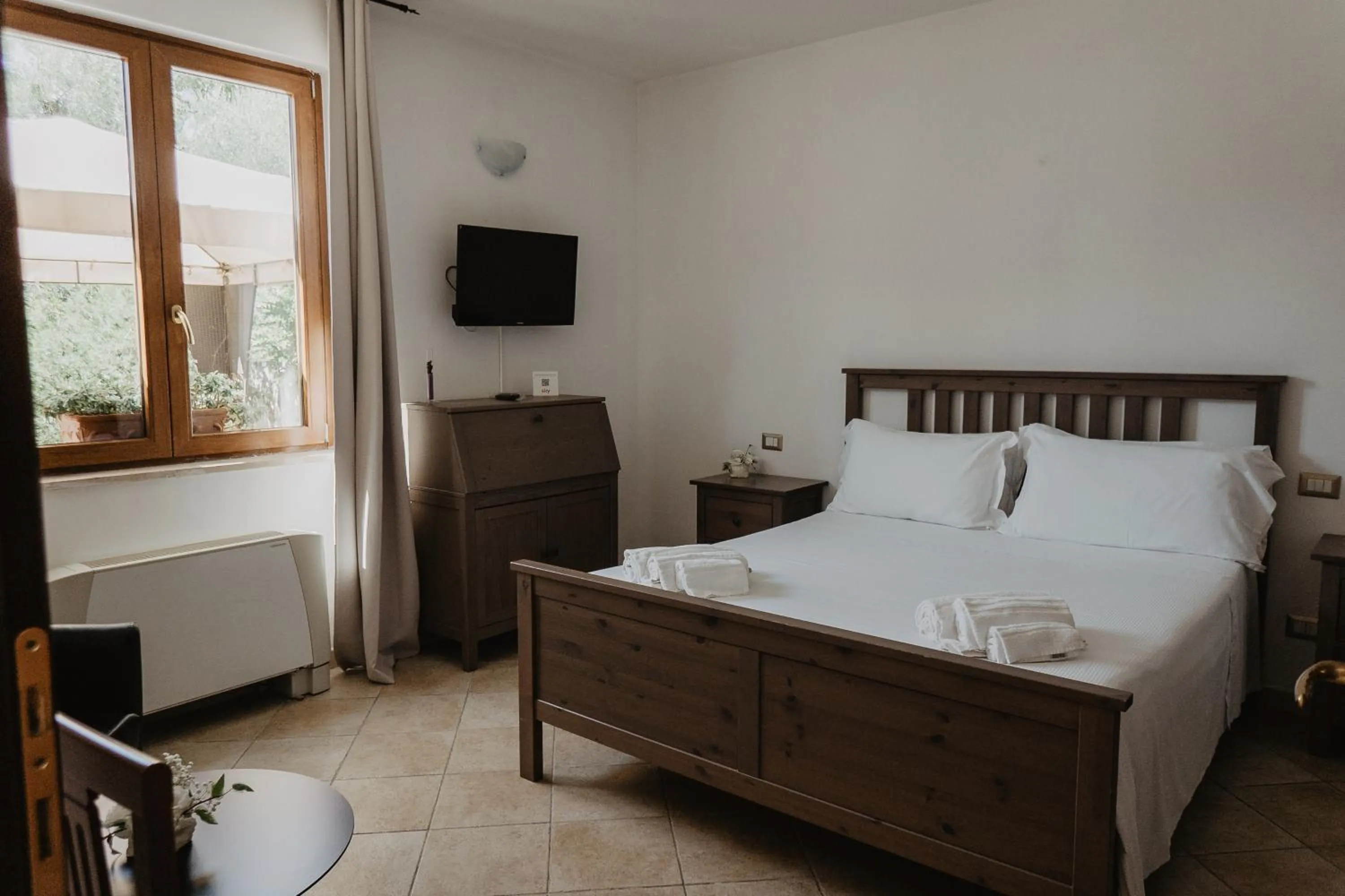 Bedroom, Bed in Tenuta Terre di Bosco Oasi di Relax nel Cilento