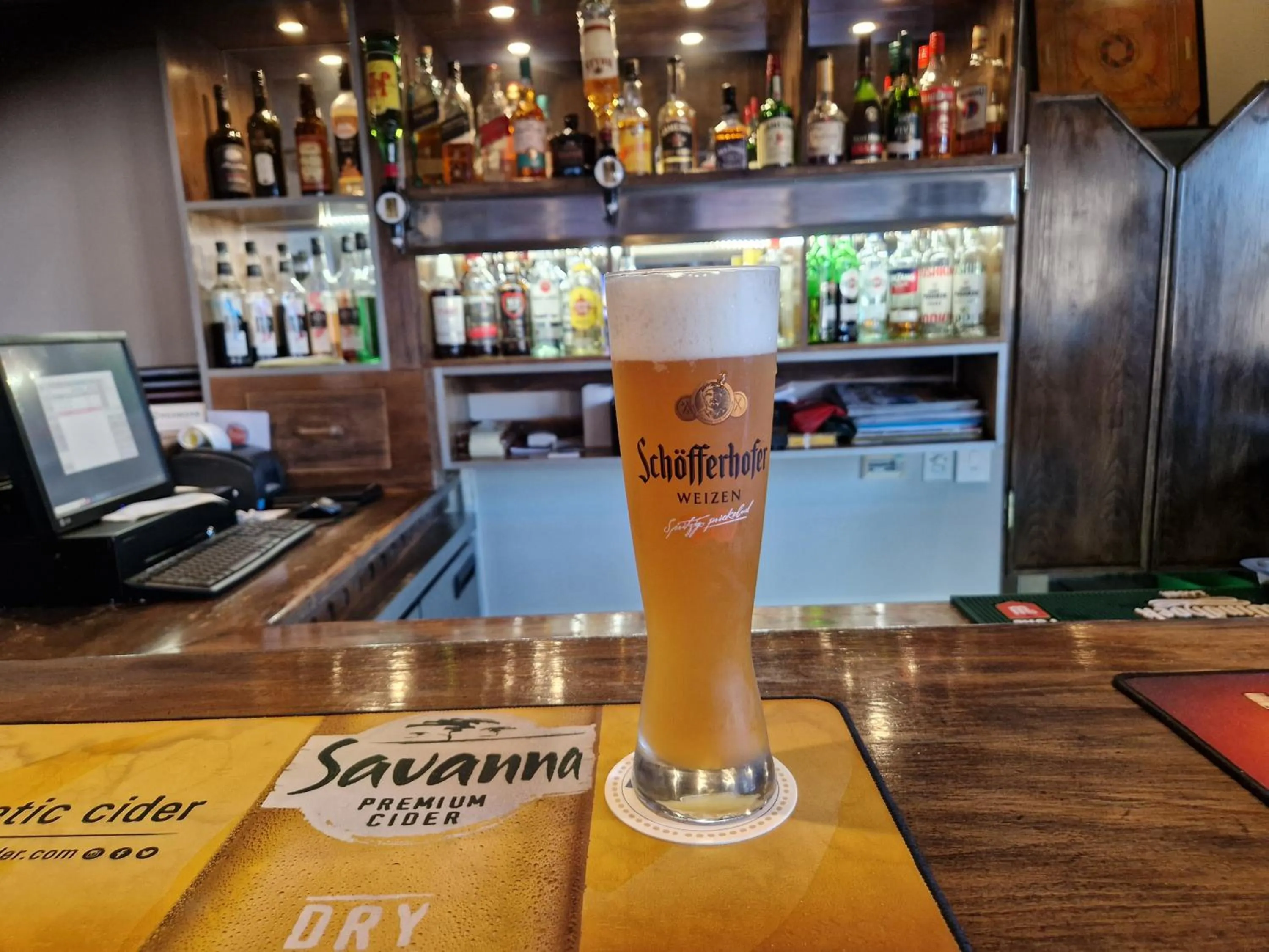 Lounge or bar in Lüderitz Nest Hotel