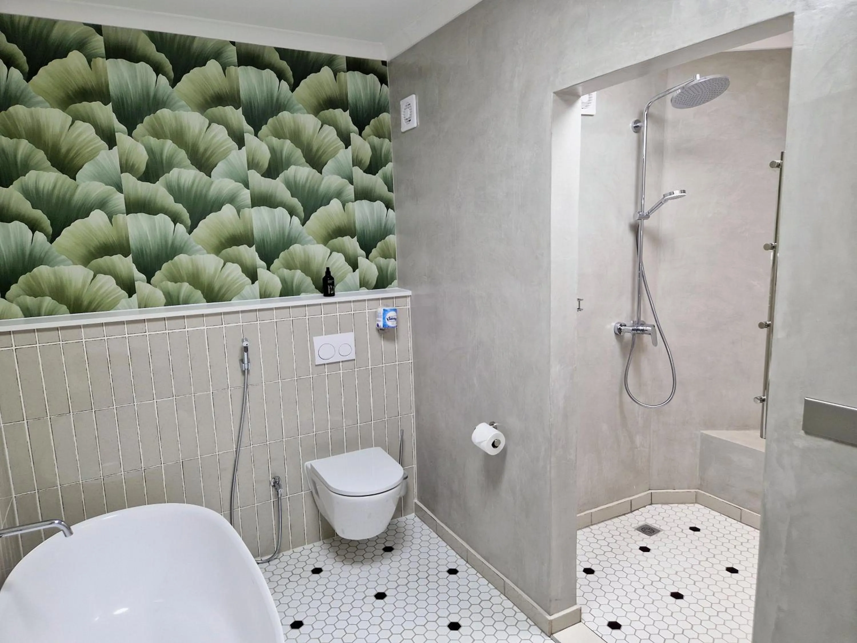 Shower in Lüderitz Nest Hotel