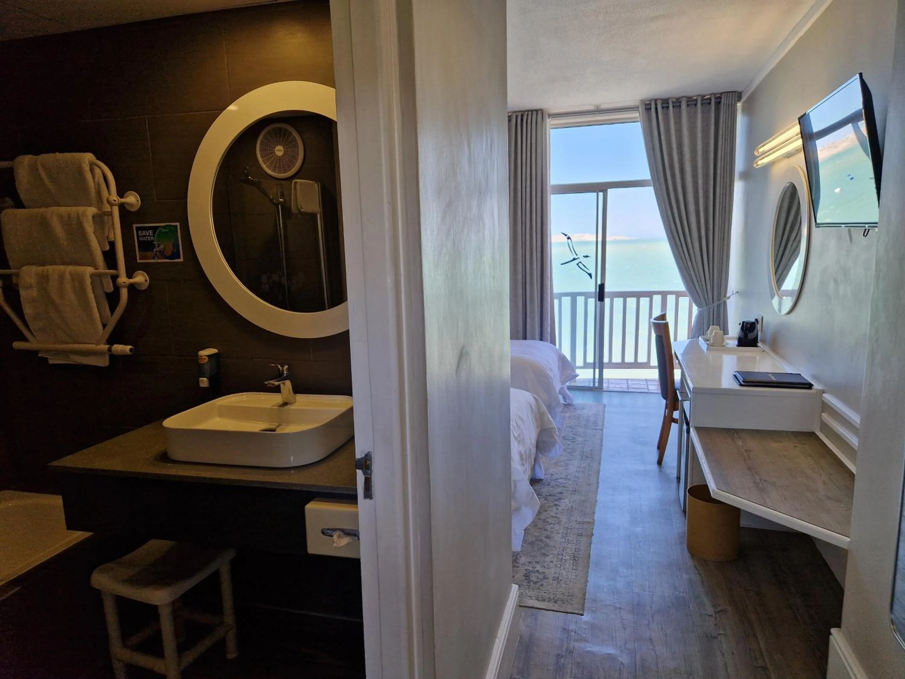 Balcony/Terrace in Lüderitz Nest Hotel