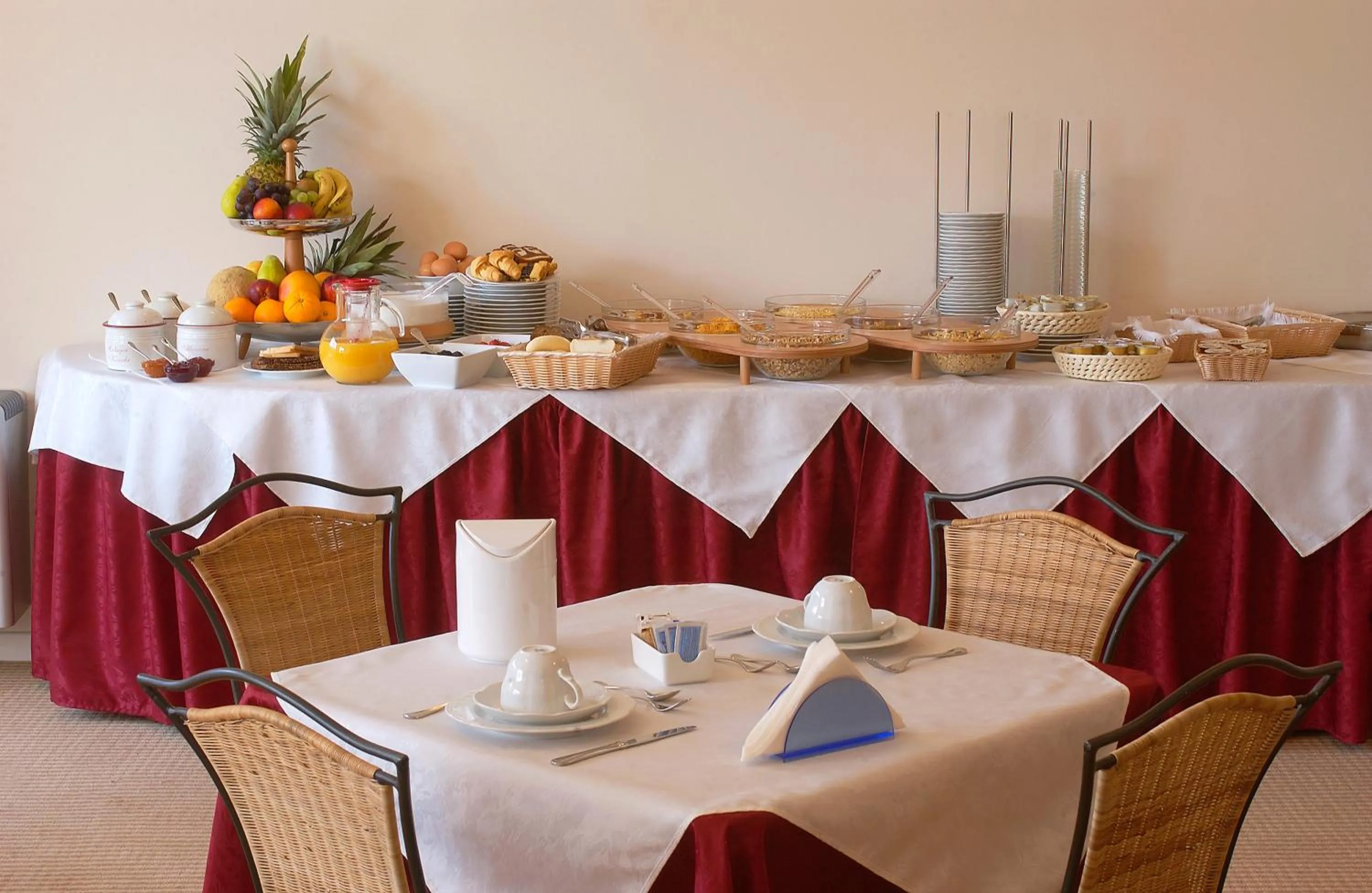 Area and facilities in Hotel Oasi Beach