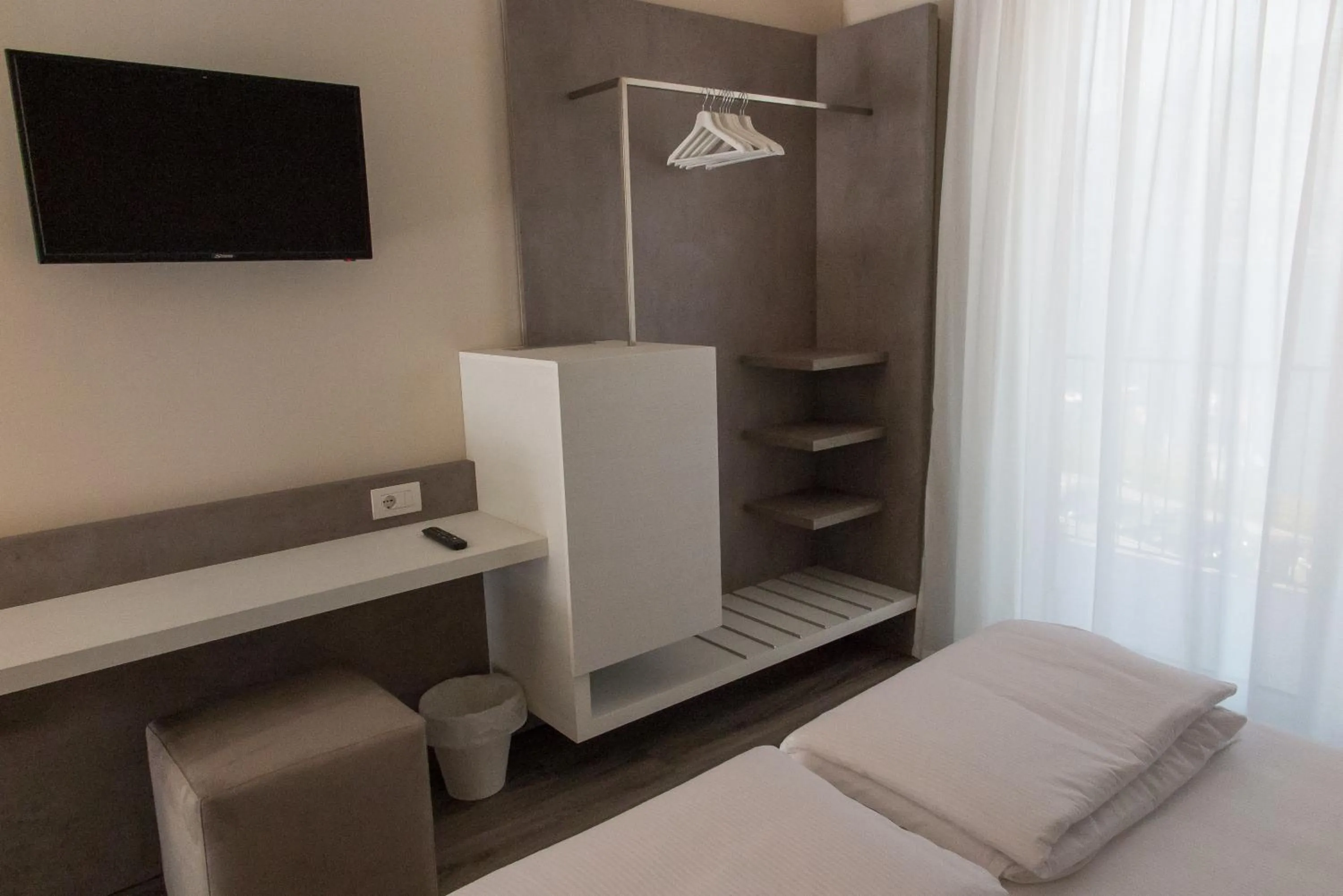 TV and multimedia, Bed in Hotel Oasi Beach