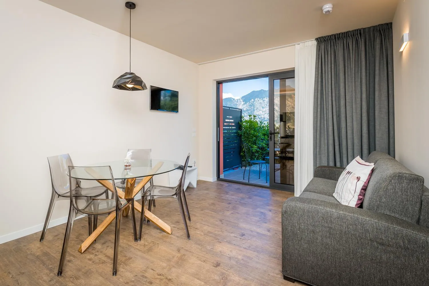 Kitchen or kitchenette in Hotel Oasi Beach