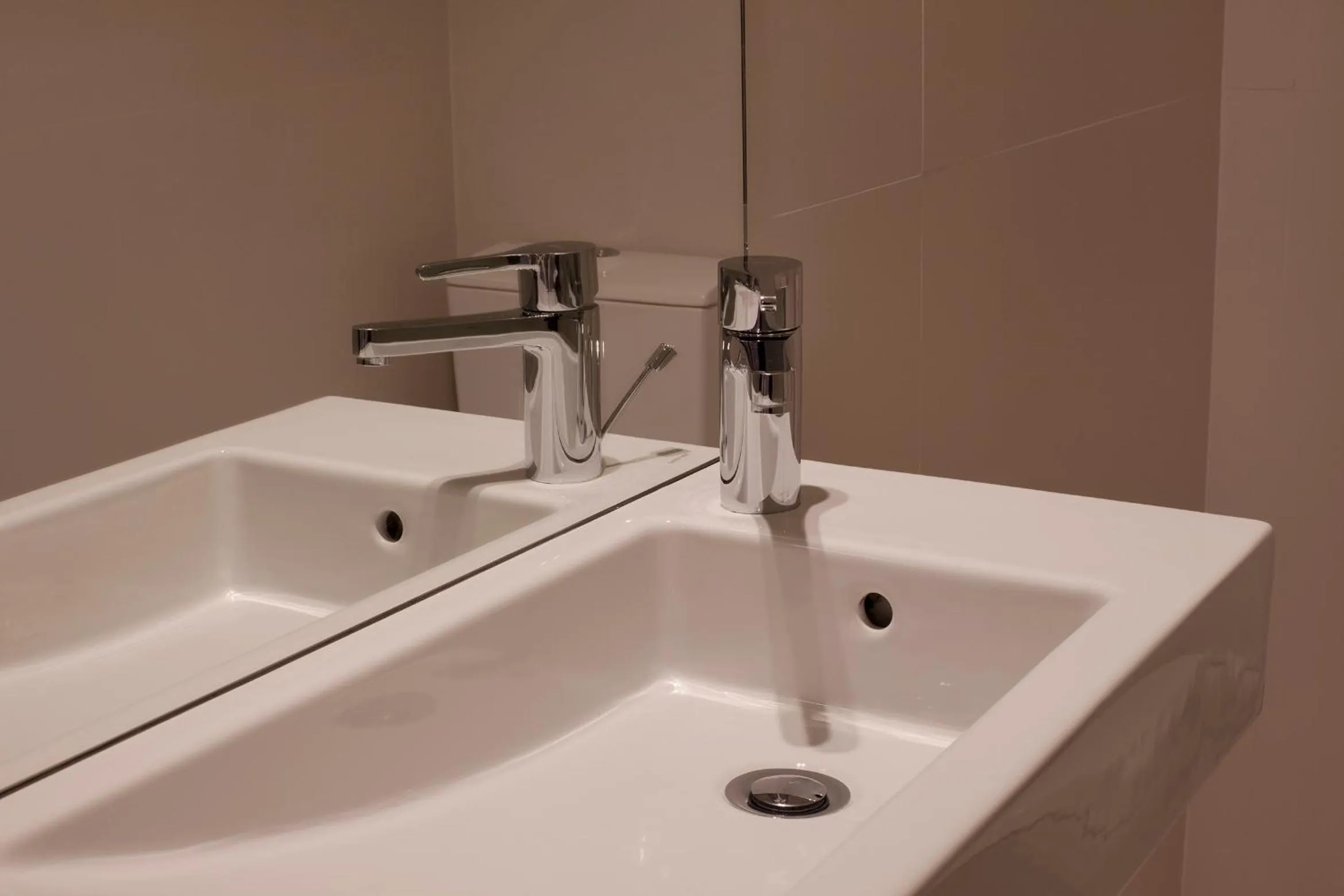 Toilet in Cale Guest House