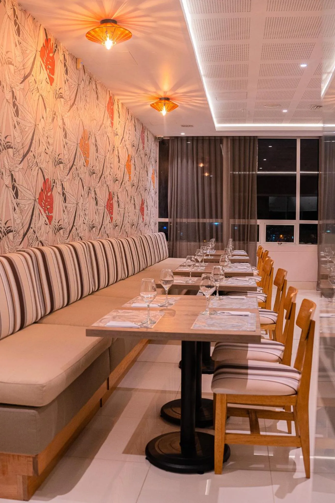 Restaurant/places to eat in Mia Hotel Choco