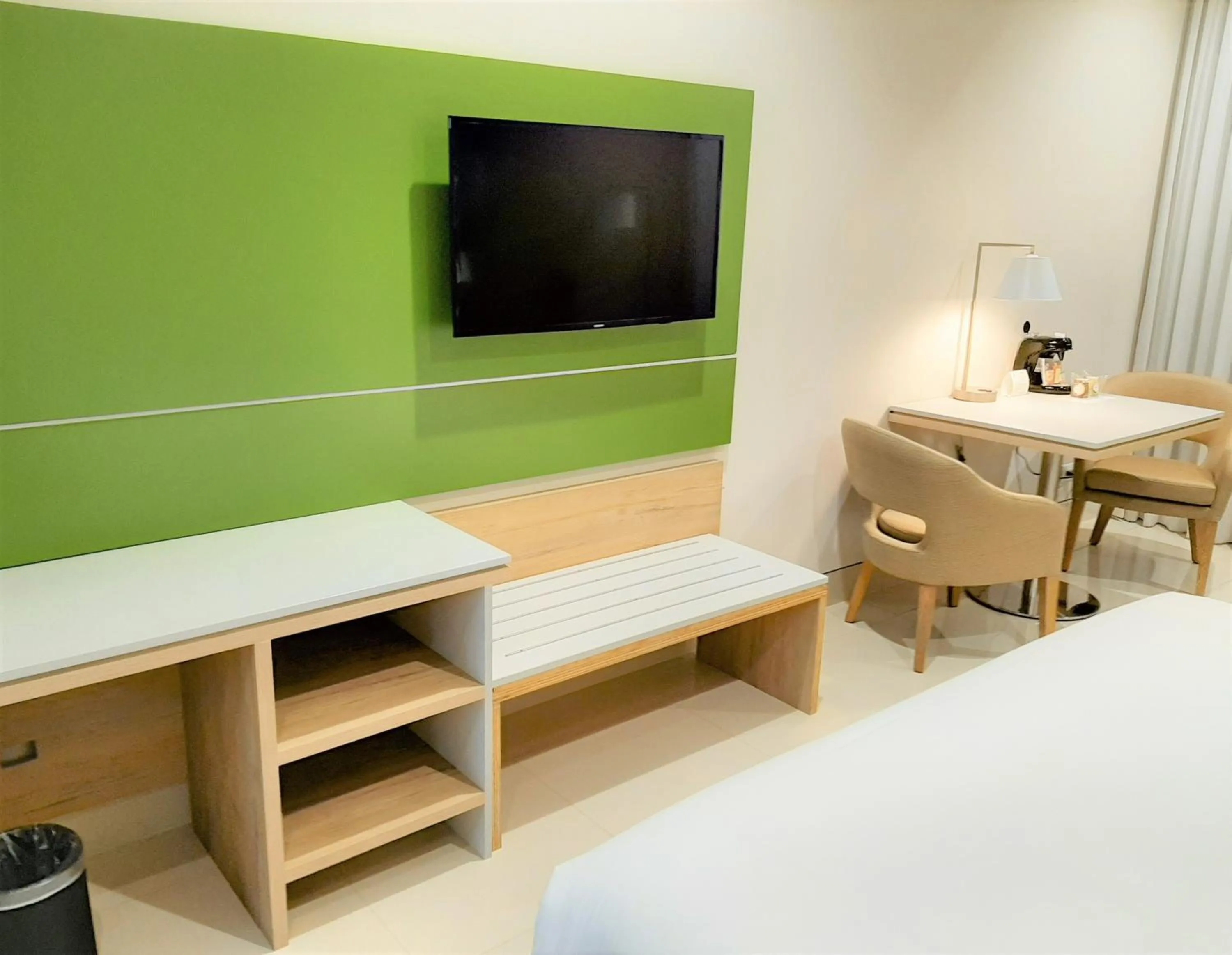 TV and multimedia, Bed in Mia Hotel Choco