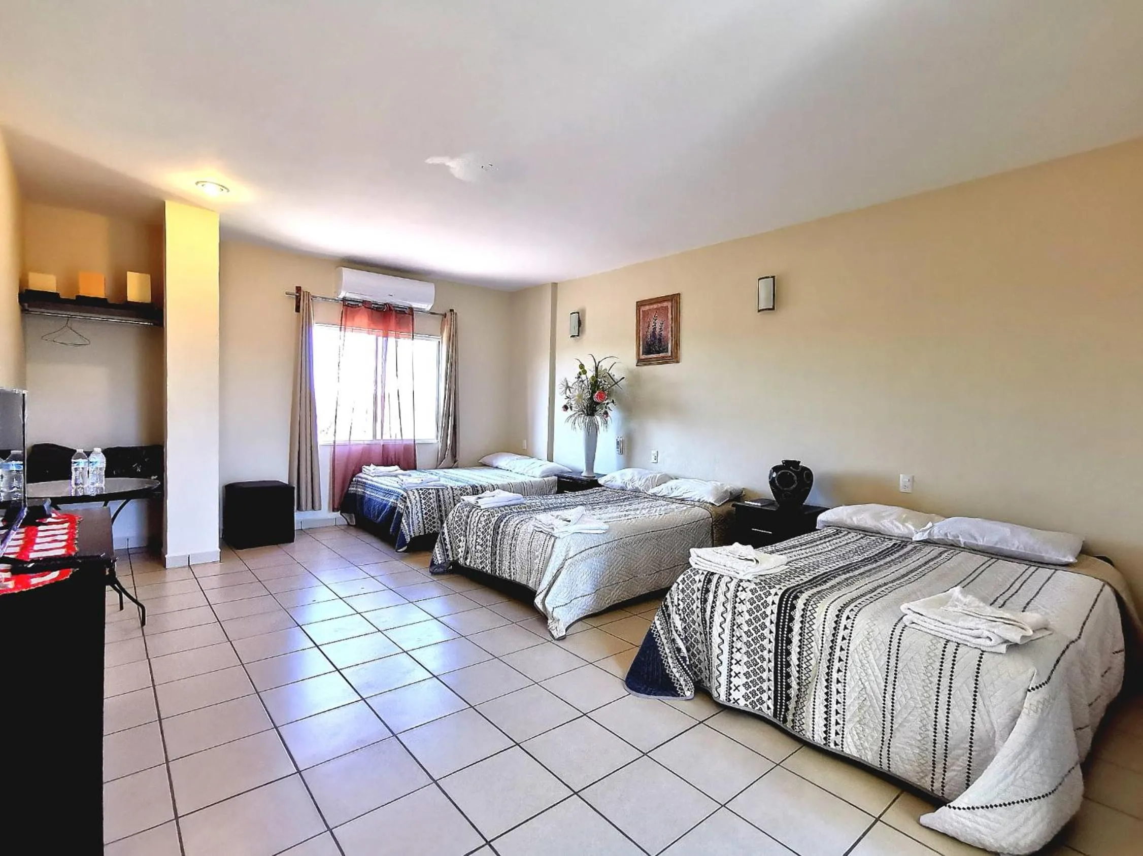 Bed in Hotel La Estancia