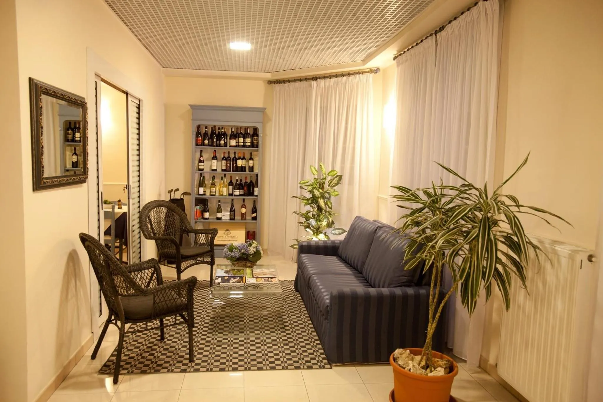 Library in Hotel Il Gatto