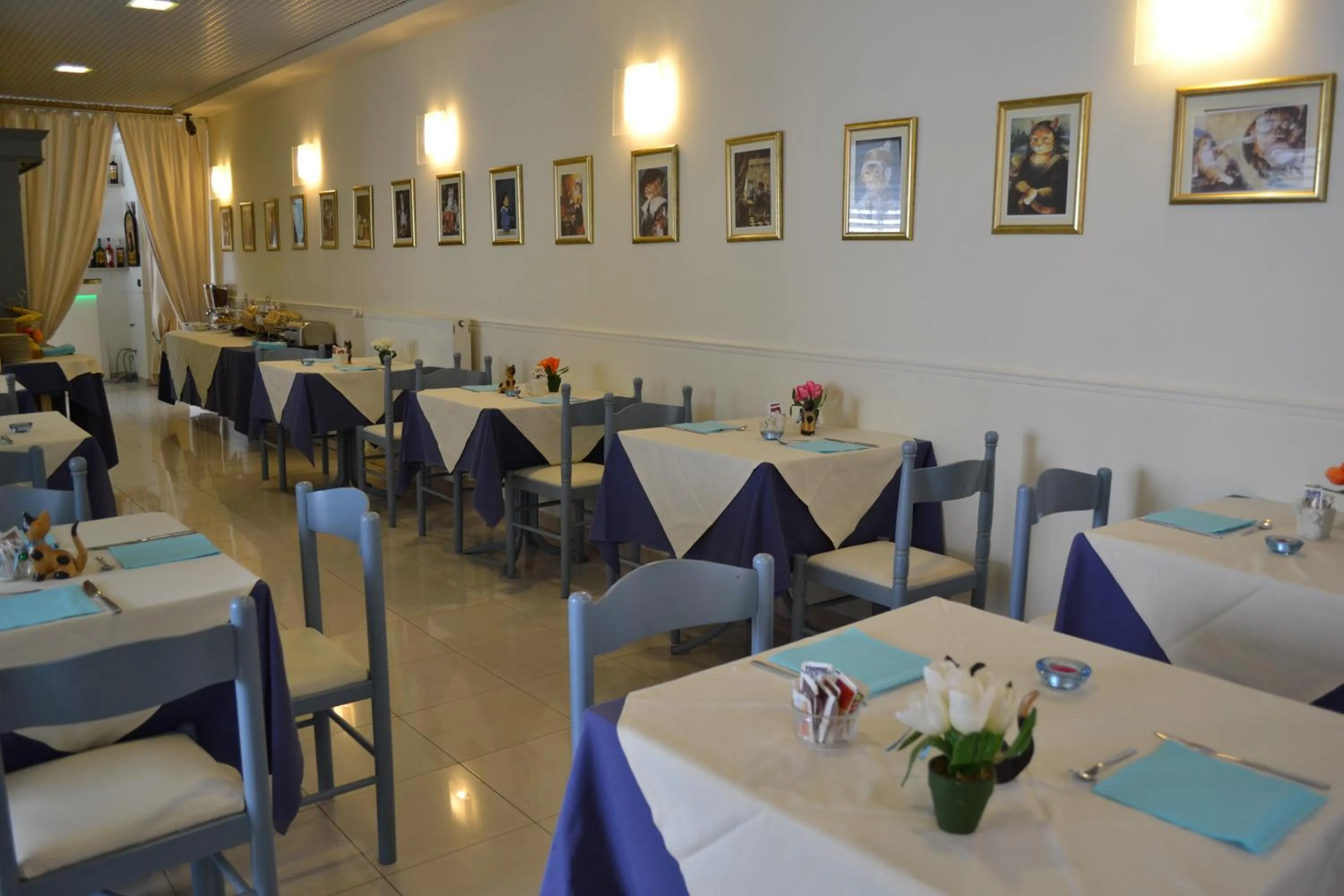 Lounge or bar in Hotel Il Gatto