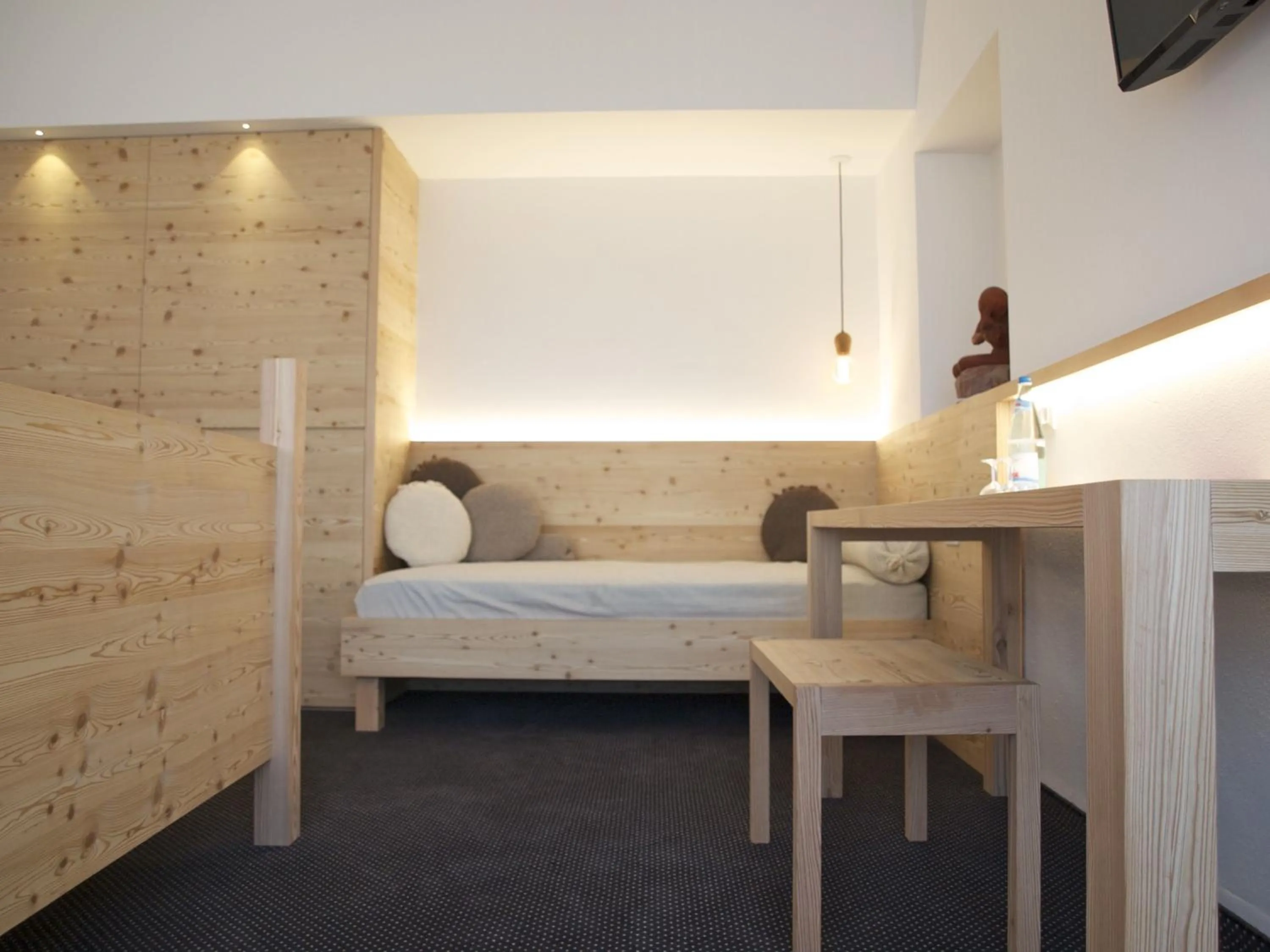 Photo of the whole room, Bed in Hotel Tyrol