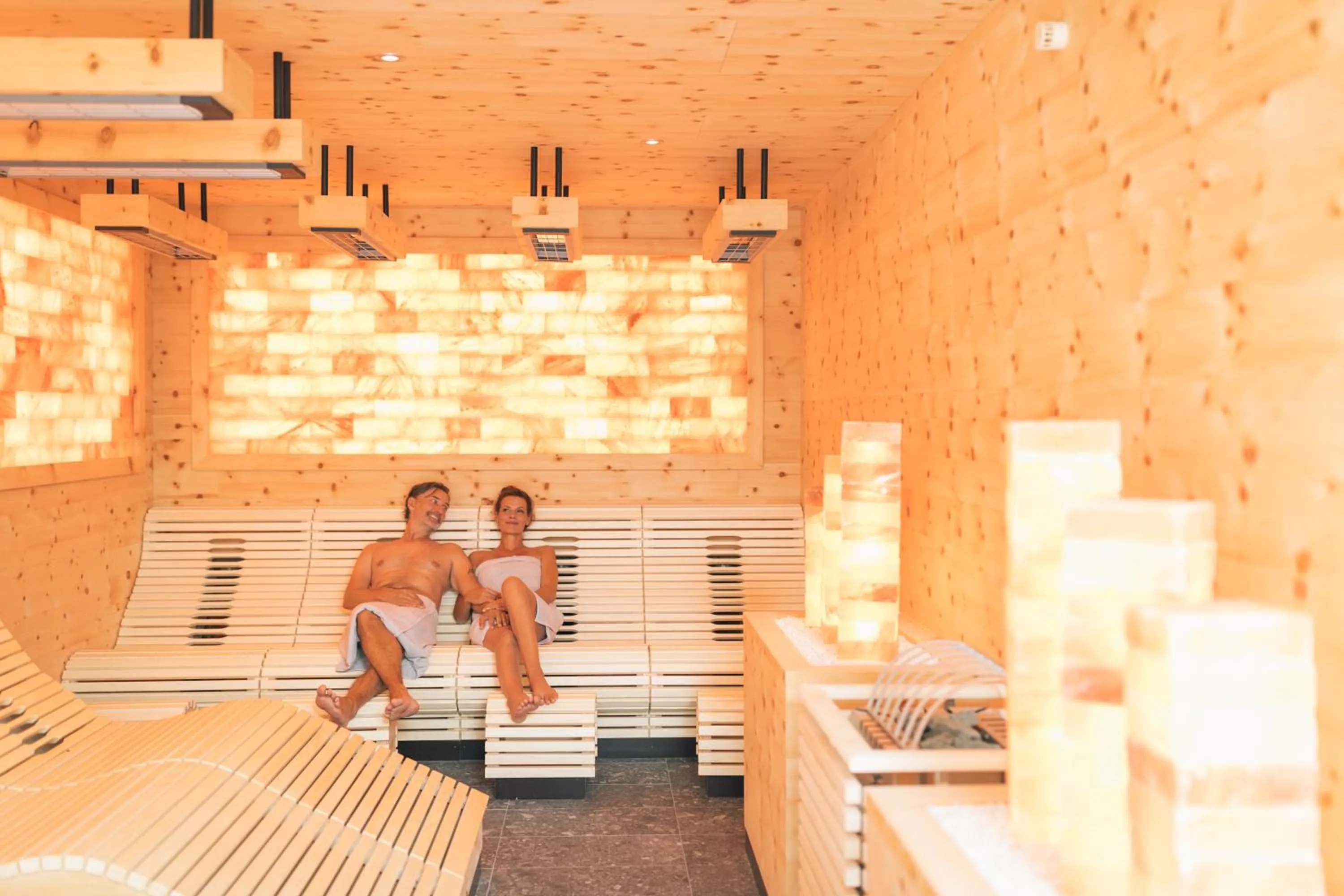 Sauna in Wellnesshotel ...liebes Rot-Flüh