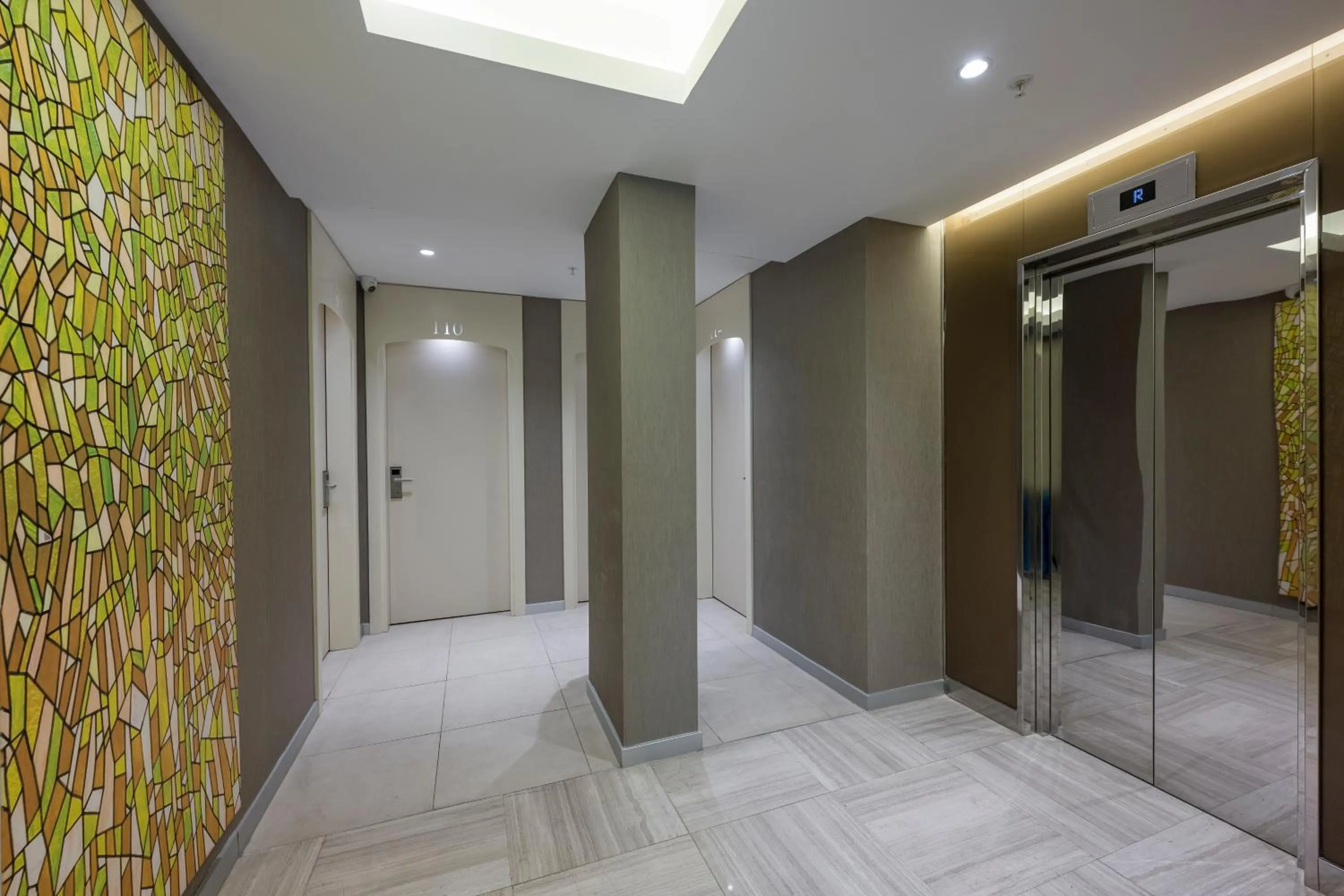 Floor plan in Upsuites Hotel