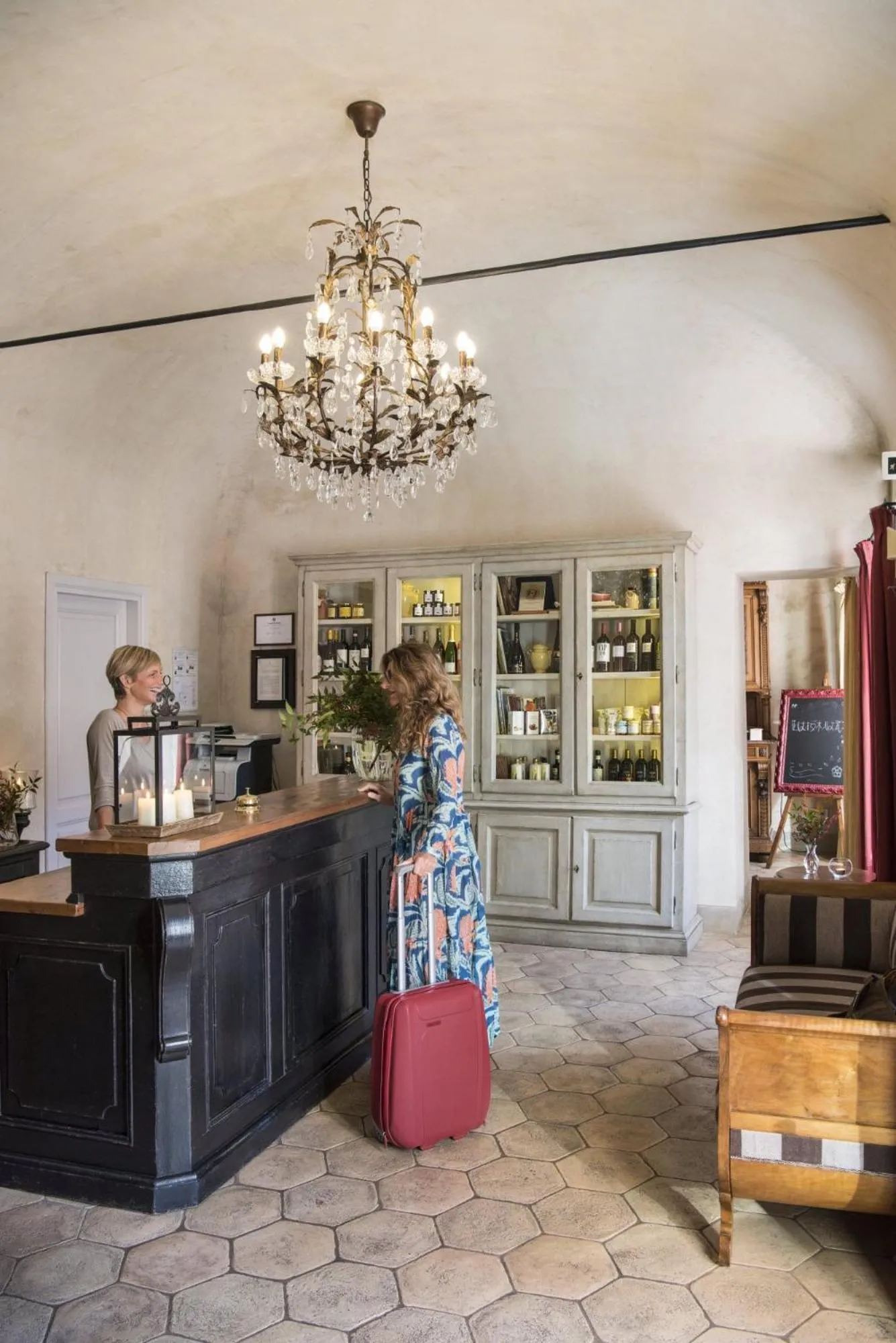 Staff in Relais Del Maro