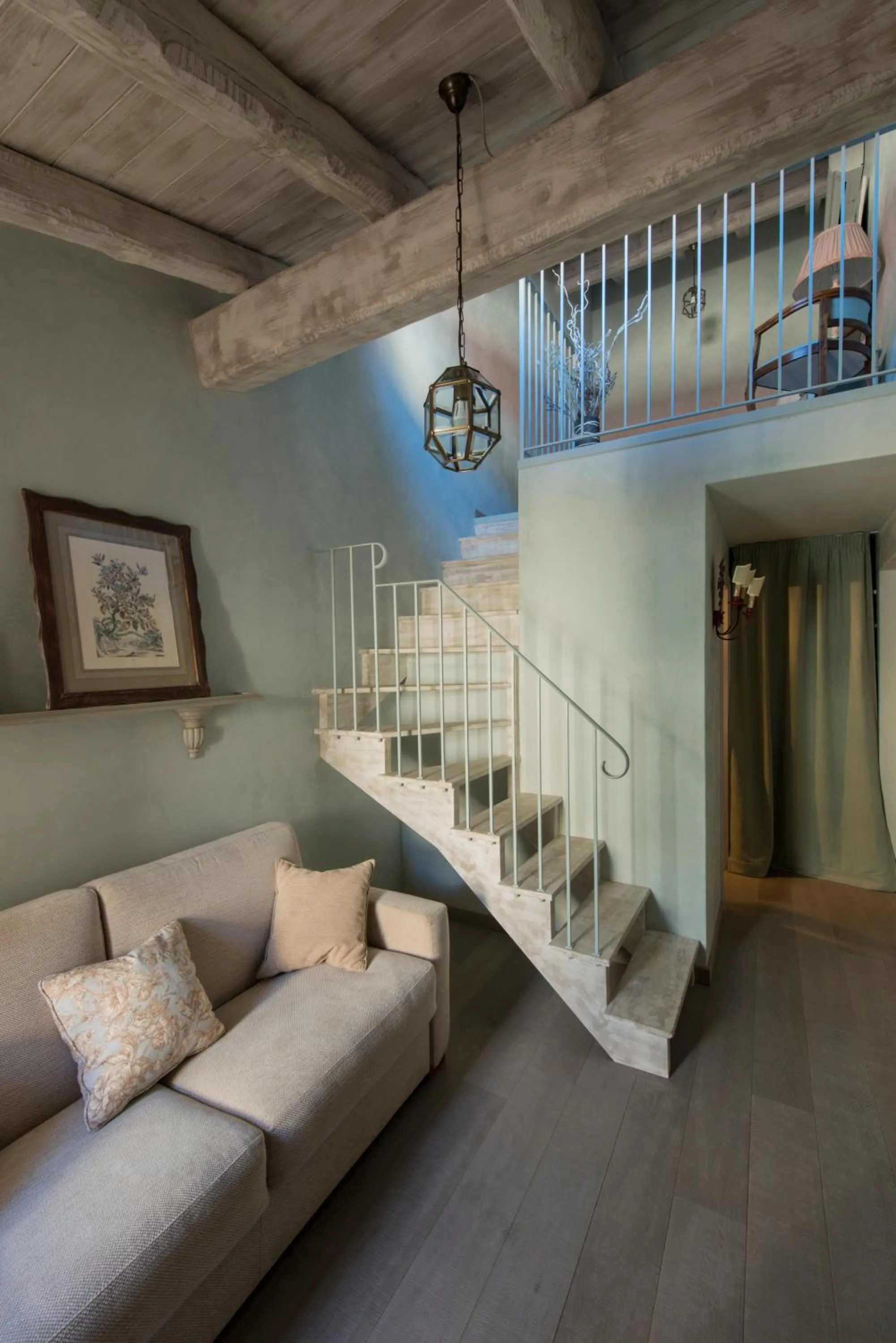 Decorative detail in Relais Del Maro