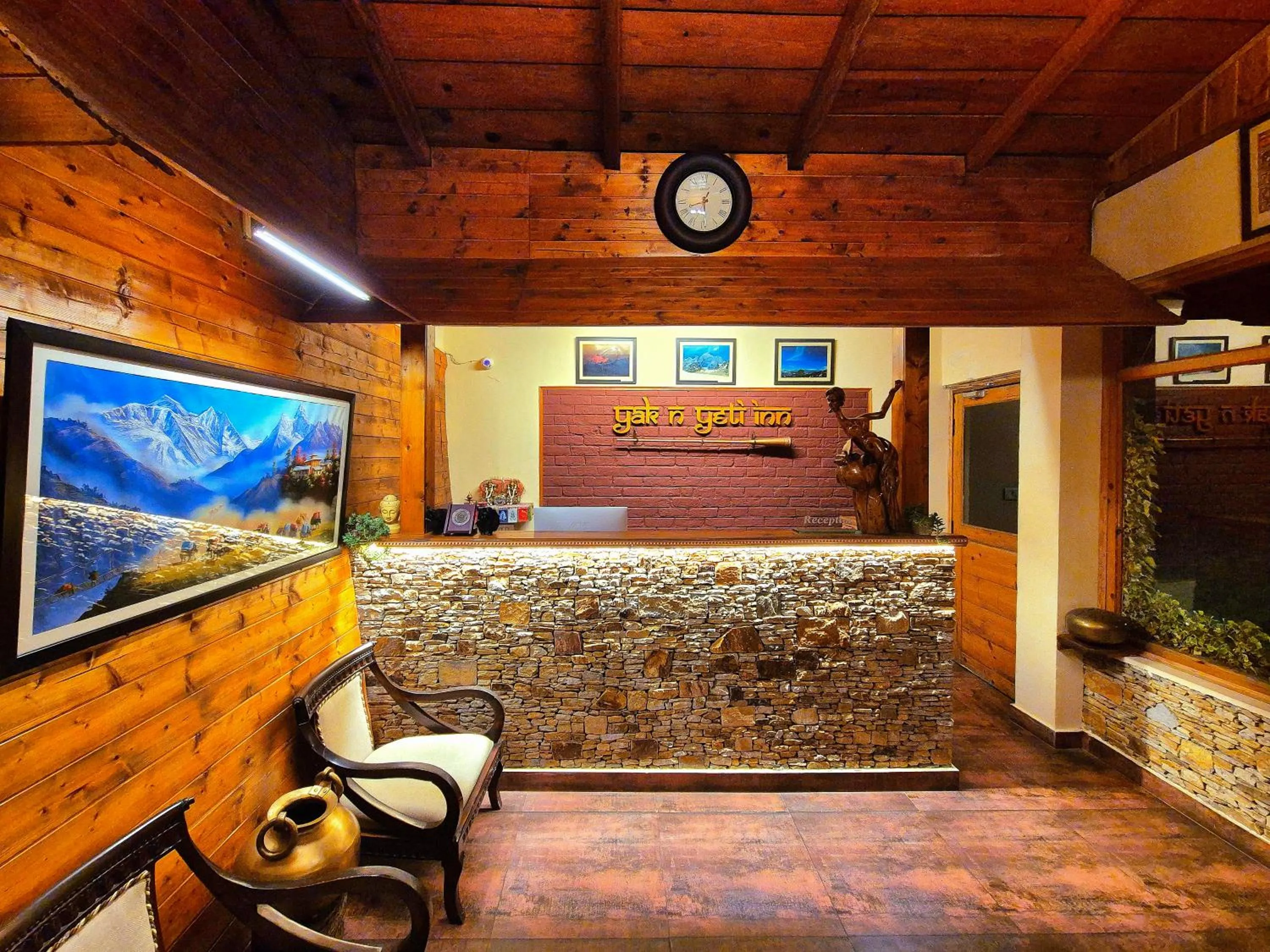 Lobby or reception in Yak and Yeti Inn