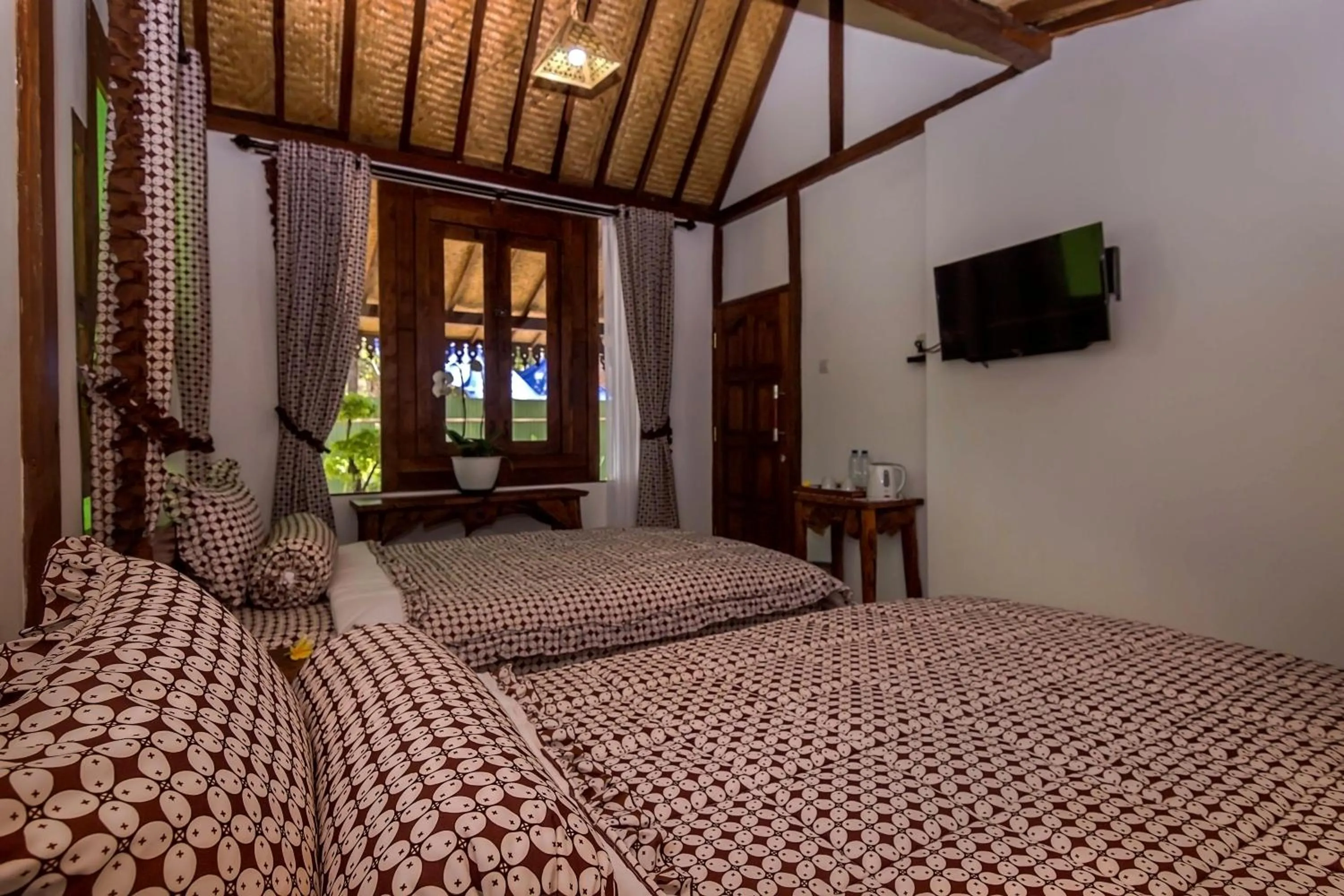 Bedroom, Bed in The Omah Borobudur