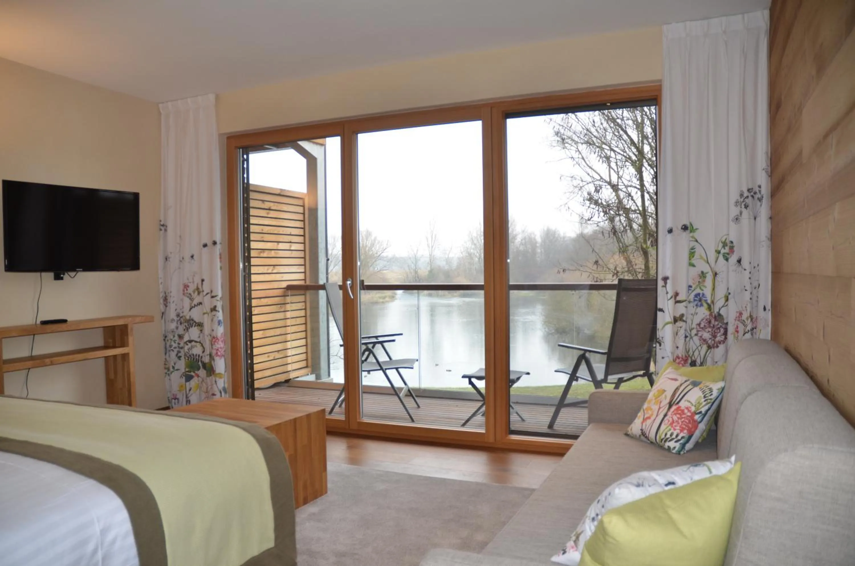 View (from property/room), Bed in Hotel Le Caballin