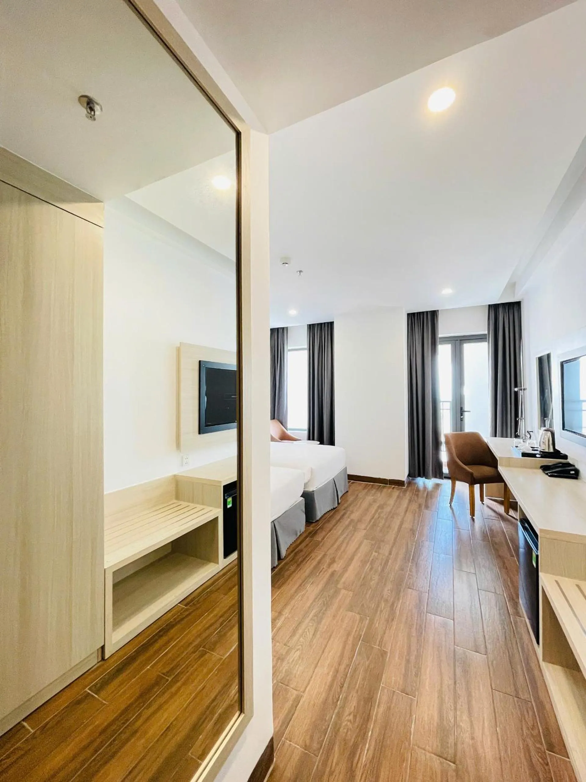 Photo of the whole room, Bed in Hon Chong Retreat Hotel