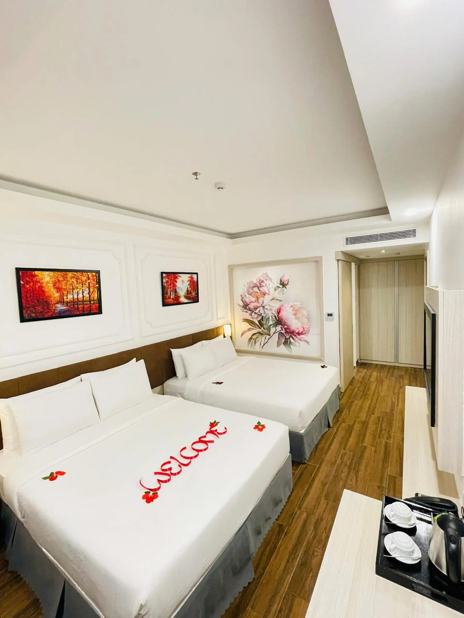 Bed in Hon Chong Retreat Hotel