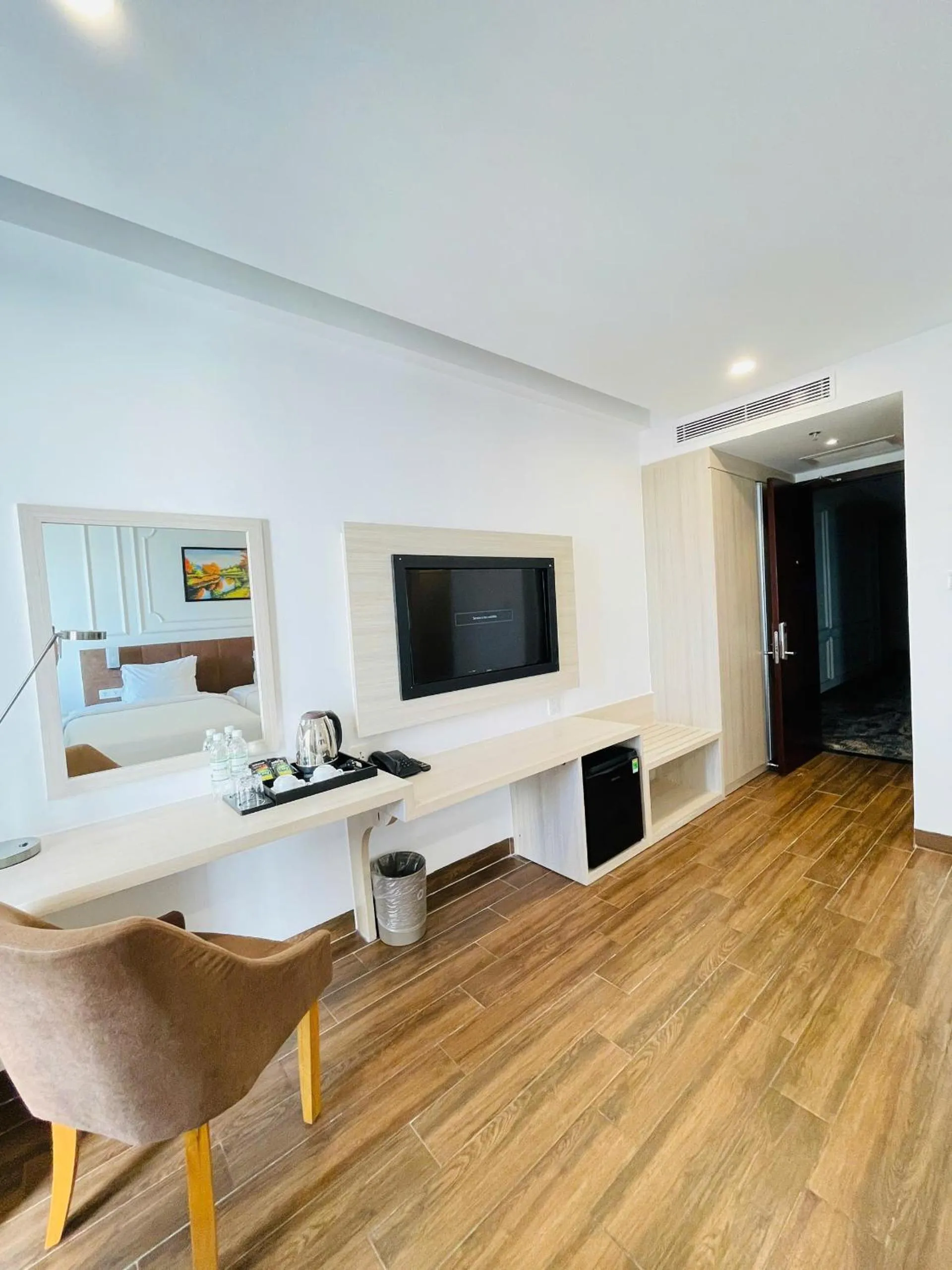 TV and multimedia in Hon Chong Retreat Hotel