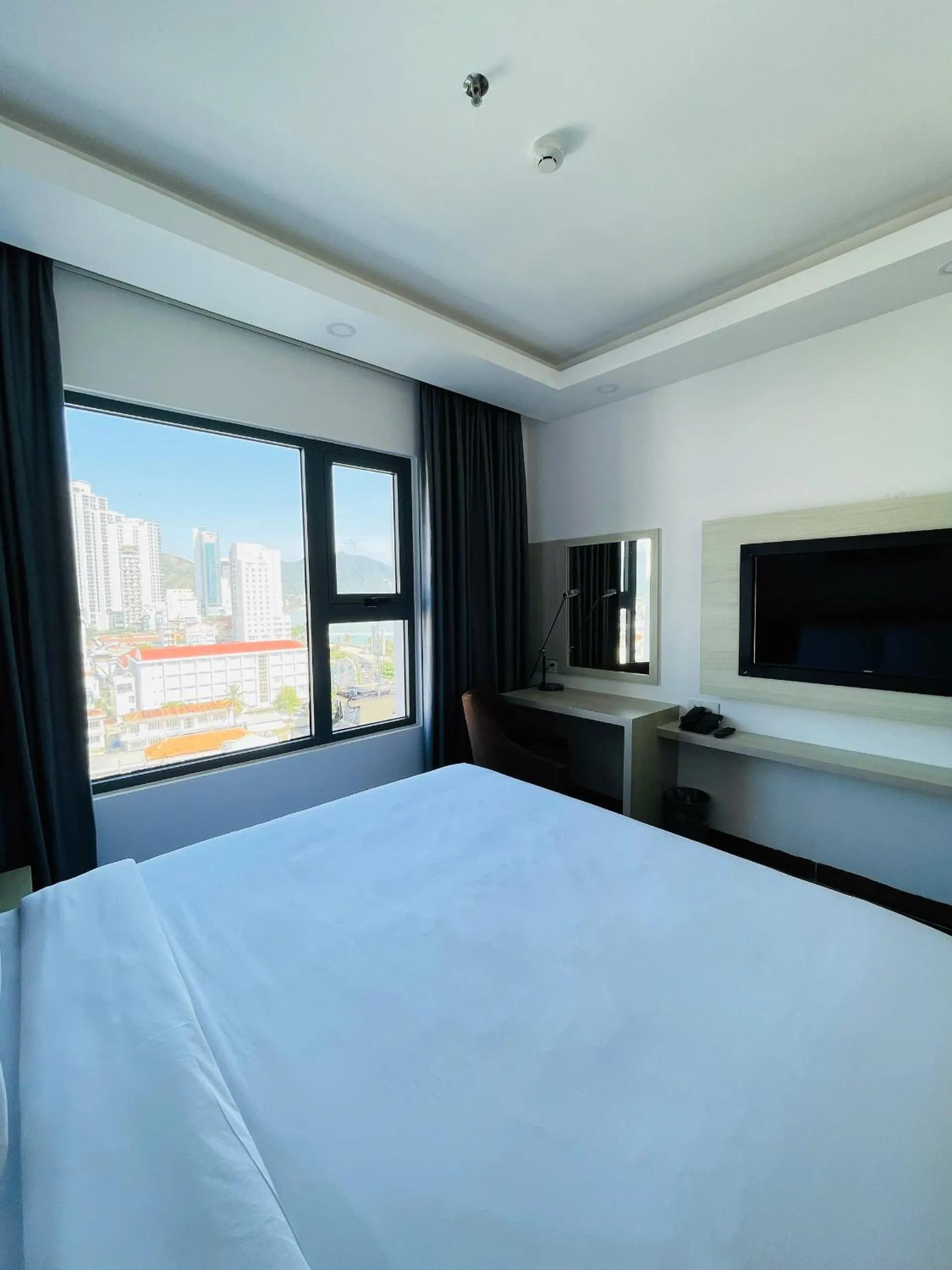 Bedroom, Bed in Hon Chong Retreat Hotel