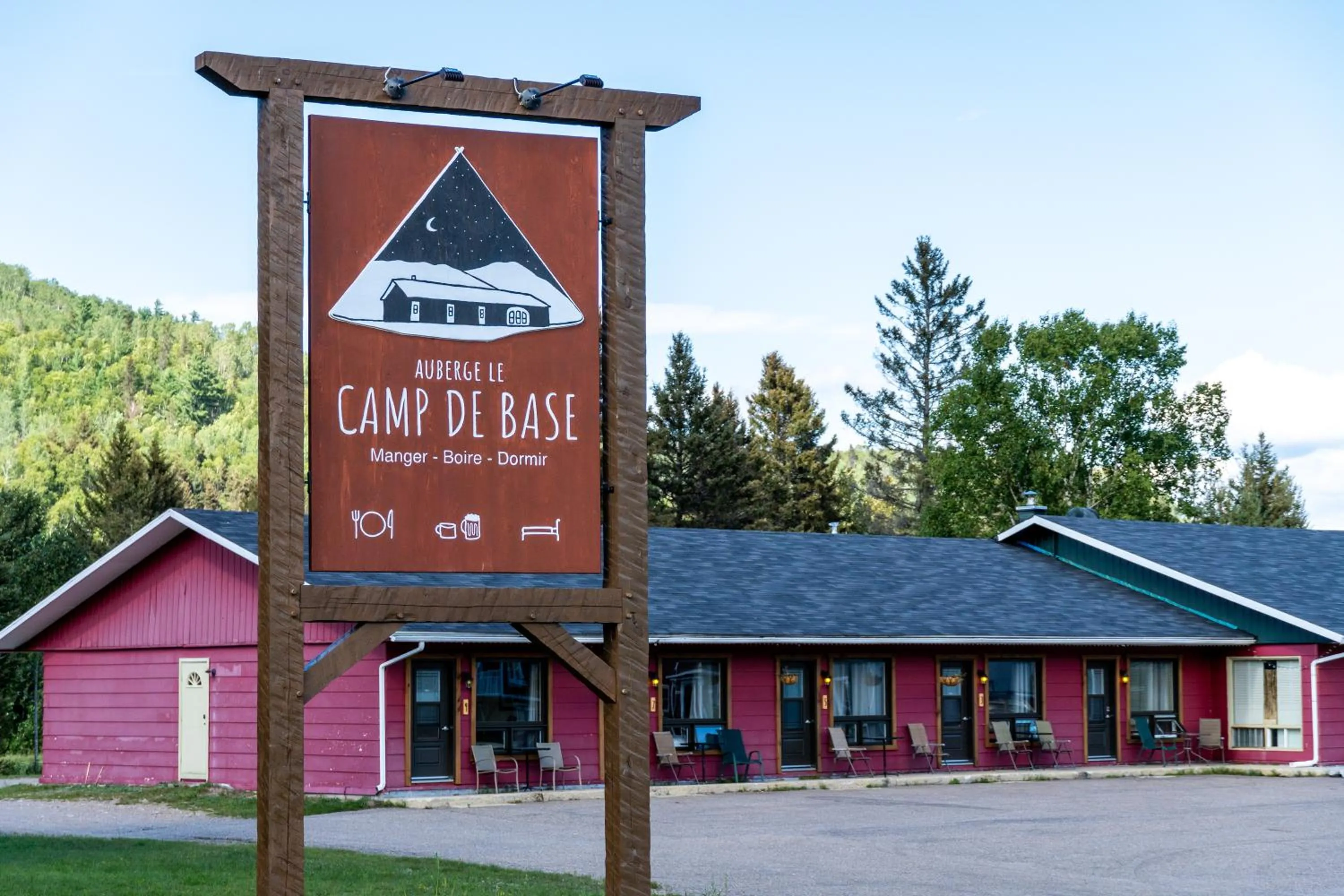 Auberge de Jeunesse Le Camp De Base