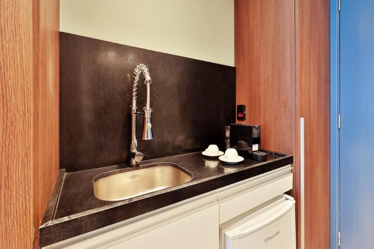 Kitchen or kitchenette in HY BEACH FLATS - INTERNATIONAL