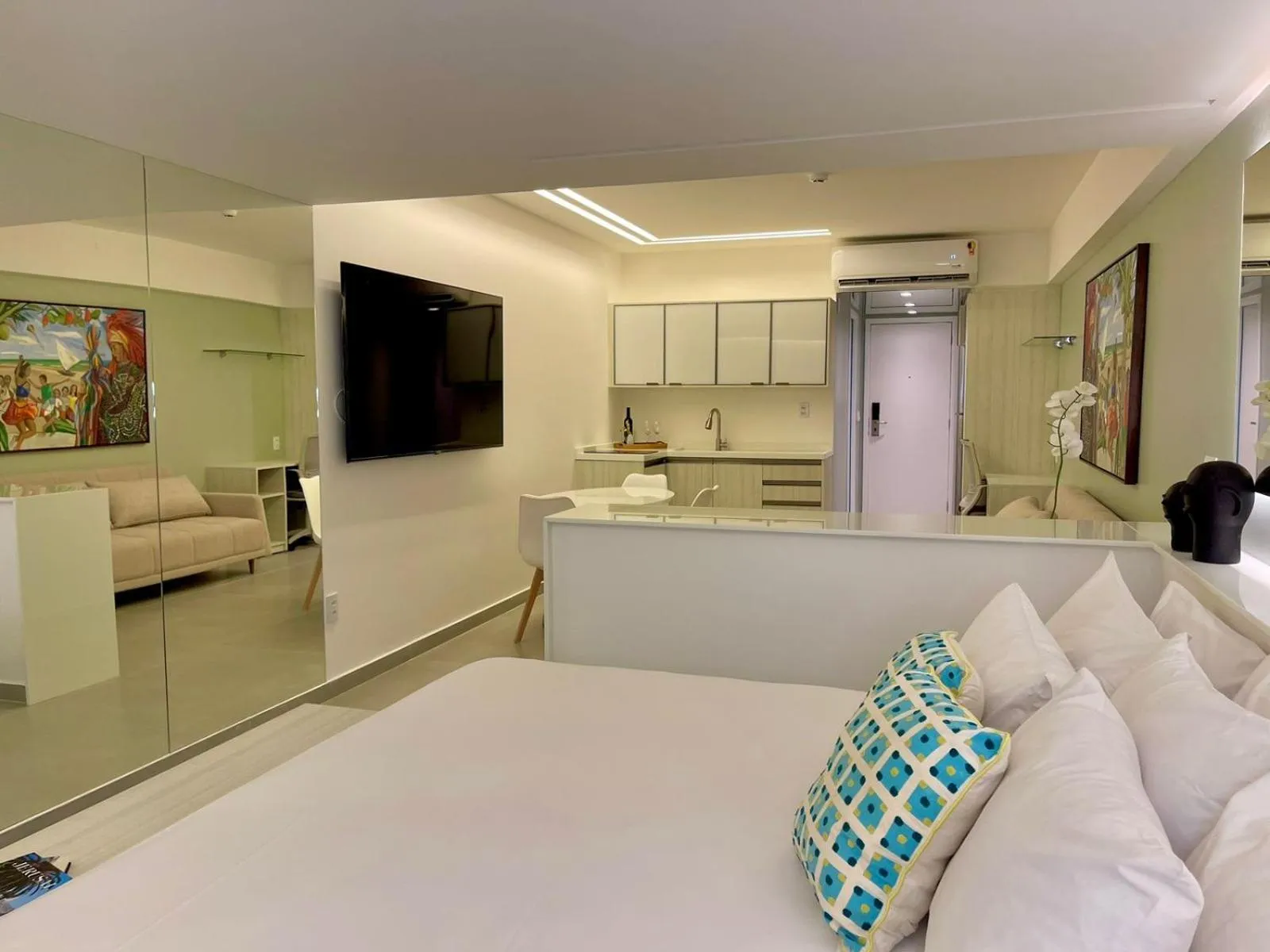 Kitchen or kitchenette in HY BEACH FLATS - INTERNATIONAL