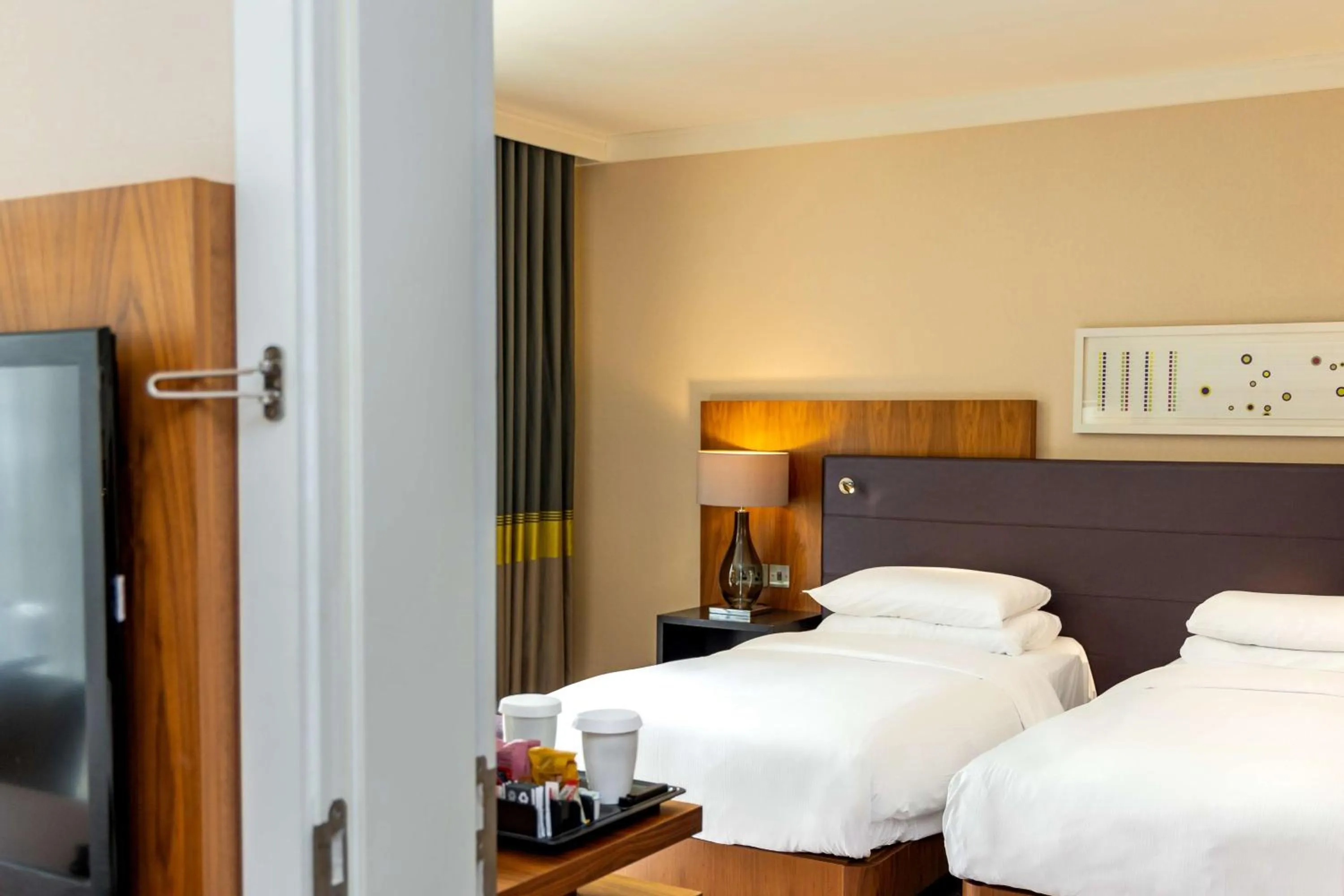 Photo of the whole room, Bed in Hilton London Wembley