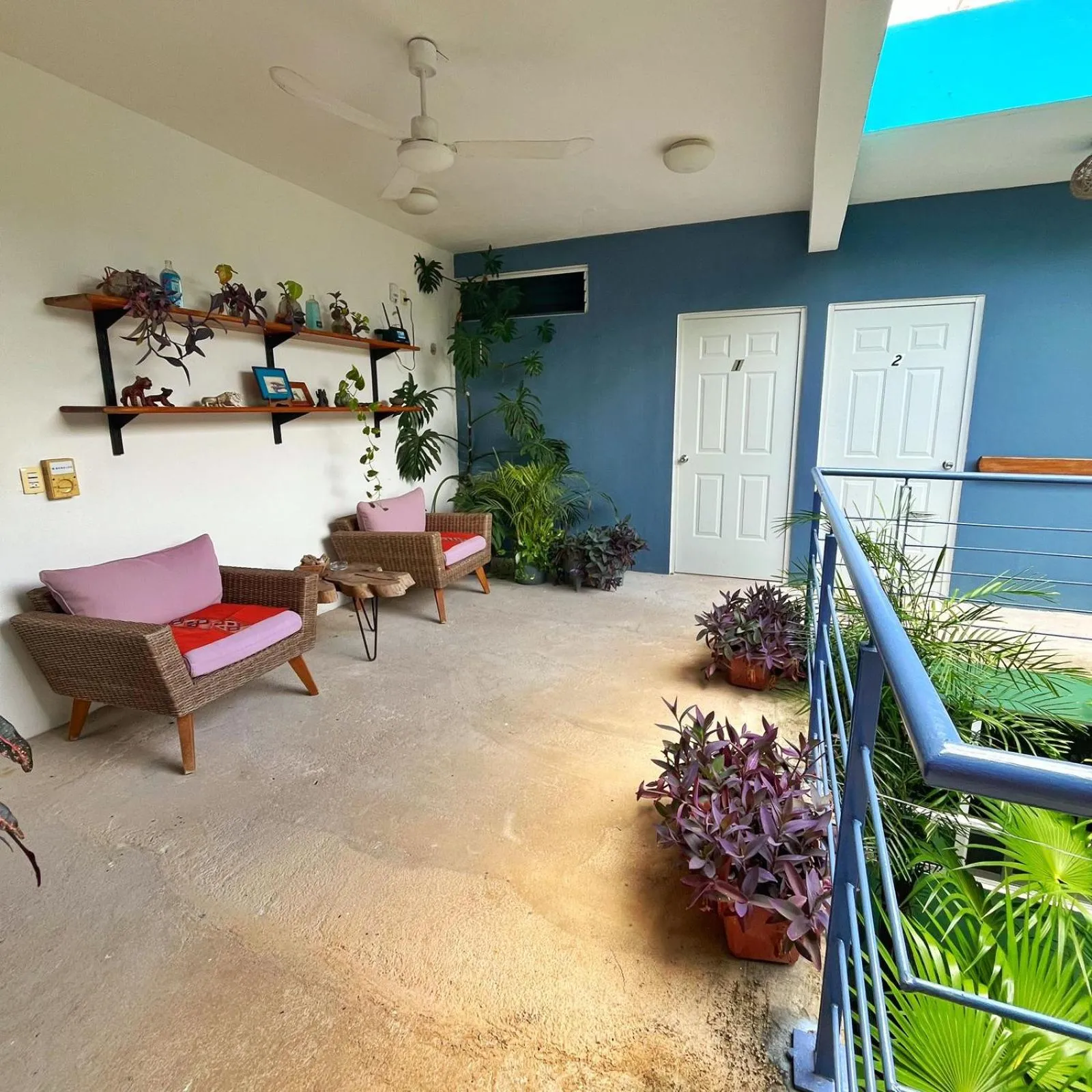 Seating area in Gran Jaguar Hotel