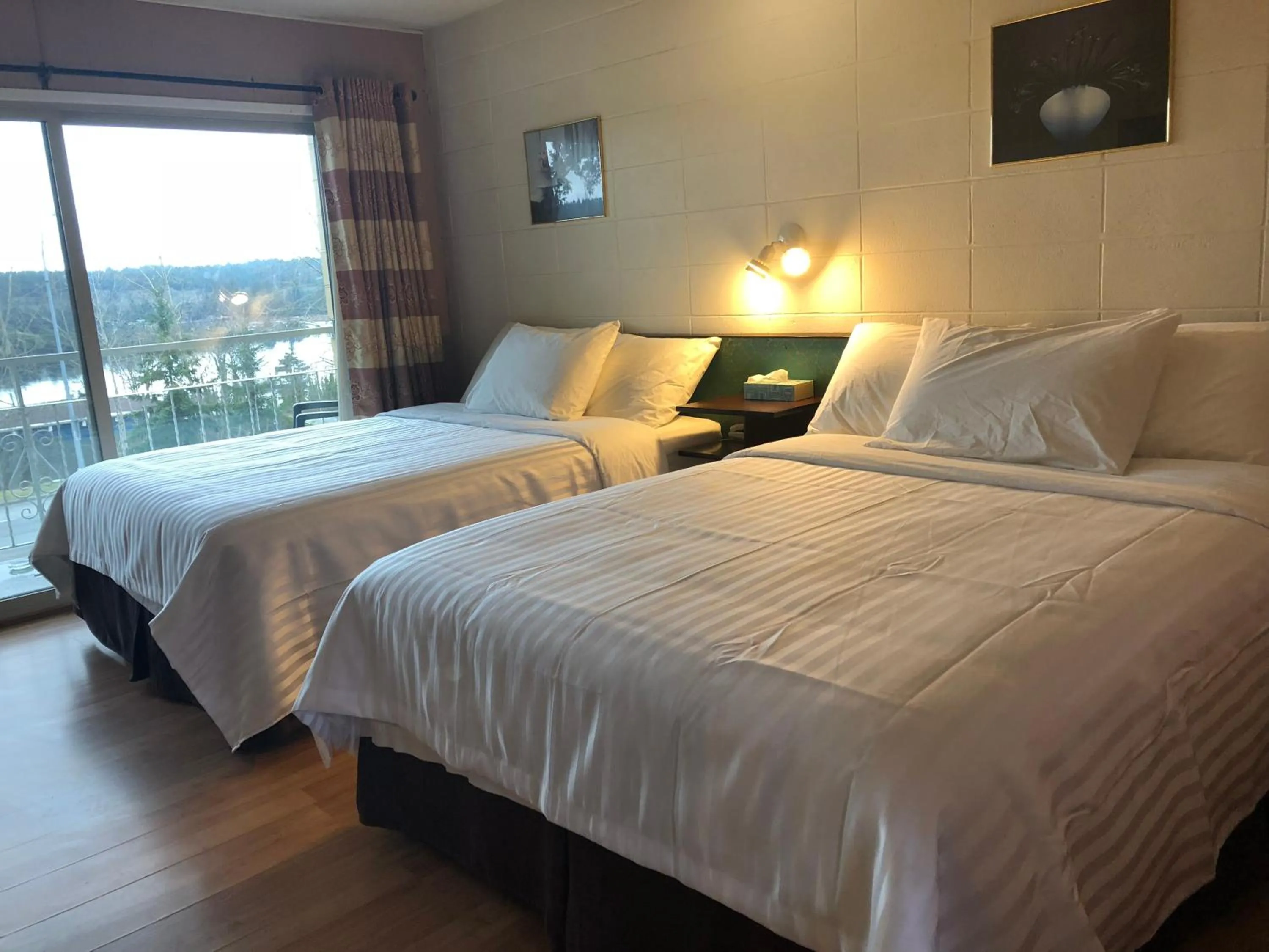 Bedroom in Holiday House Motel