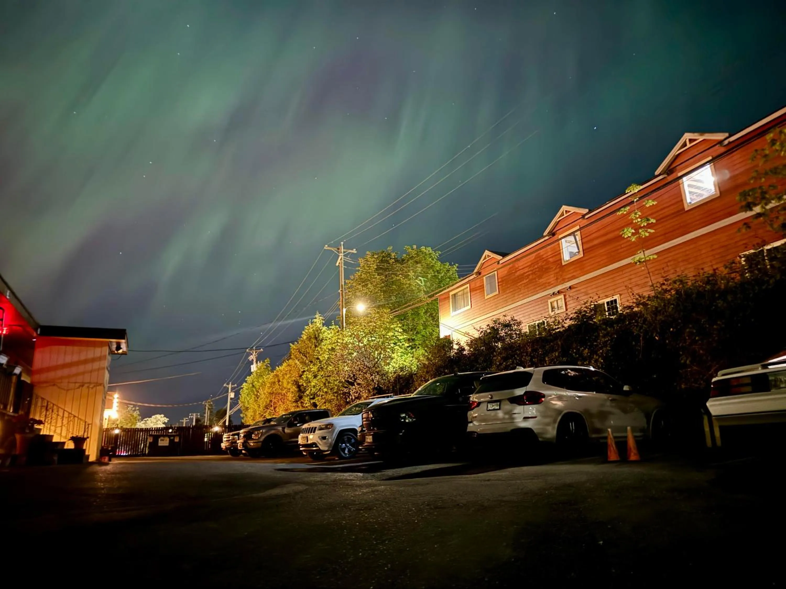 Parking in Holiday House Motel