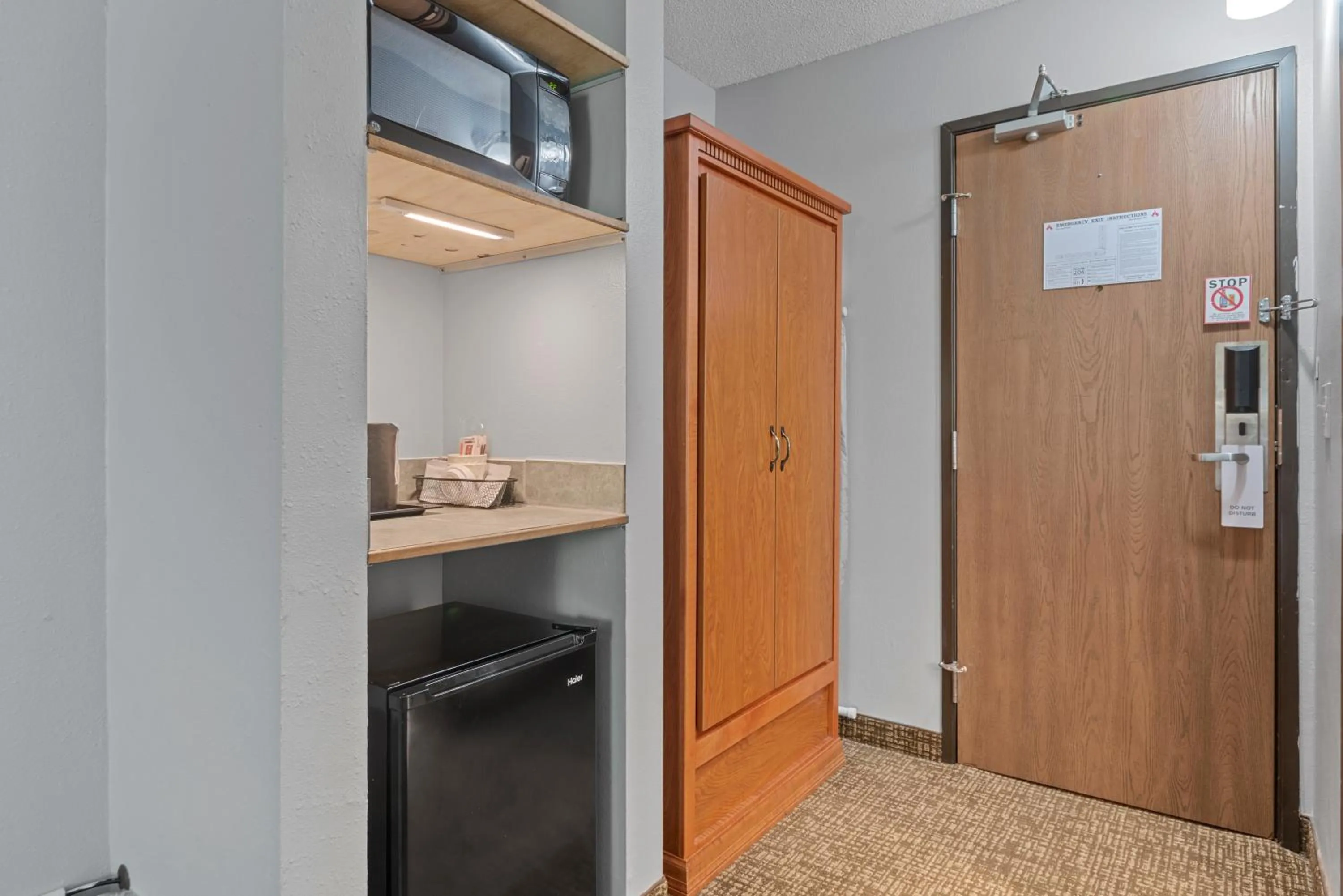 minibar in Deadwood Gulch Resort, Trademark Collection by Wyndham