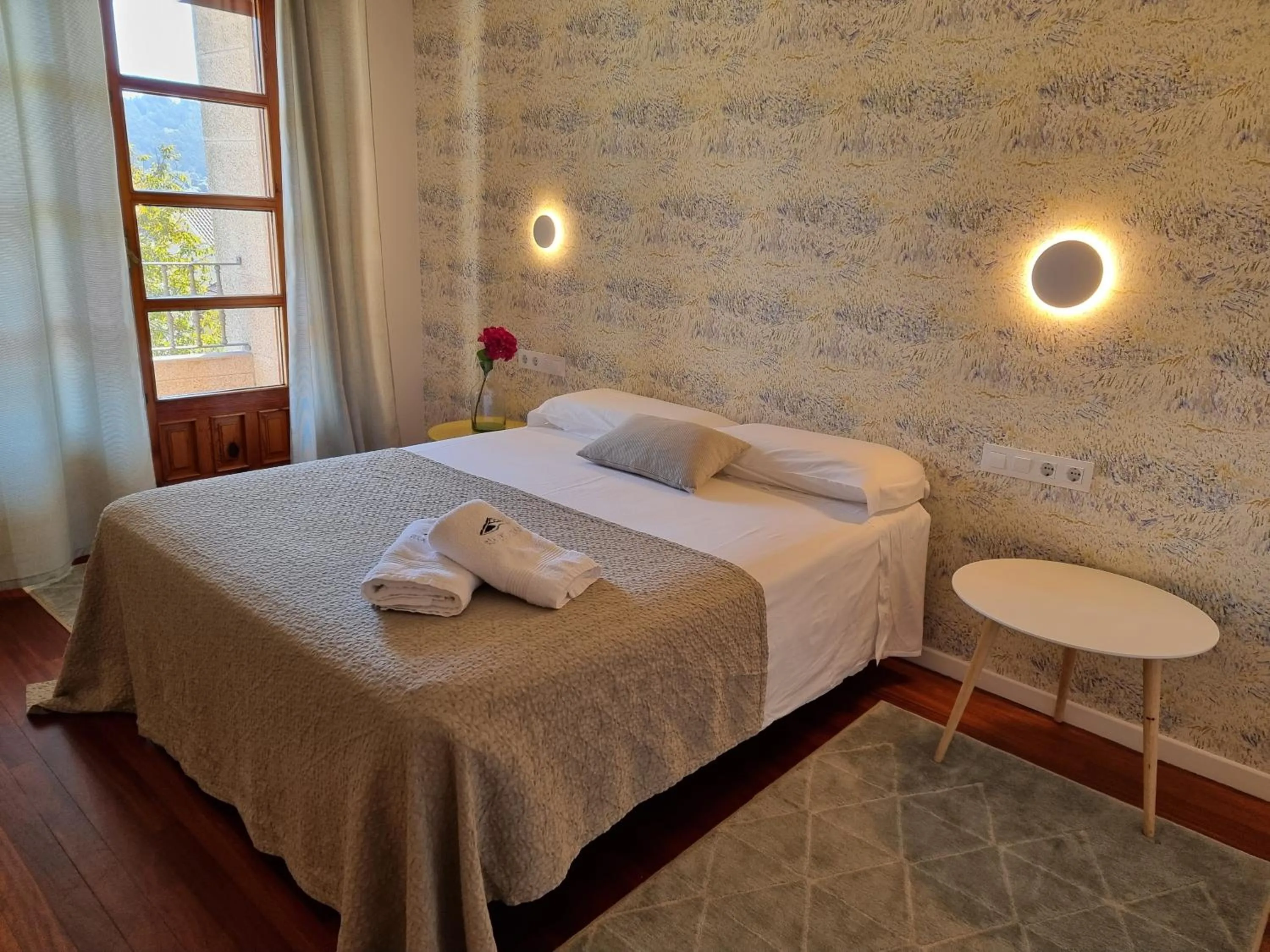 Bed in Apartamentos Ria de Aldan