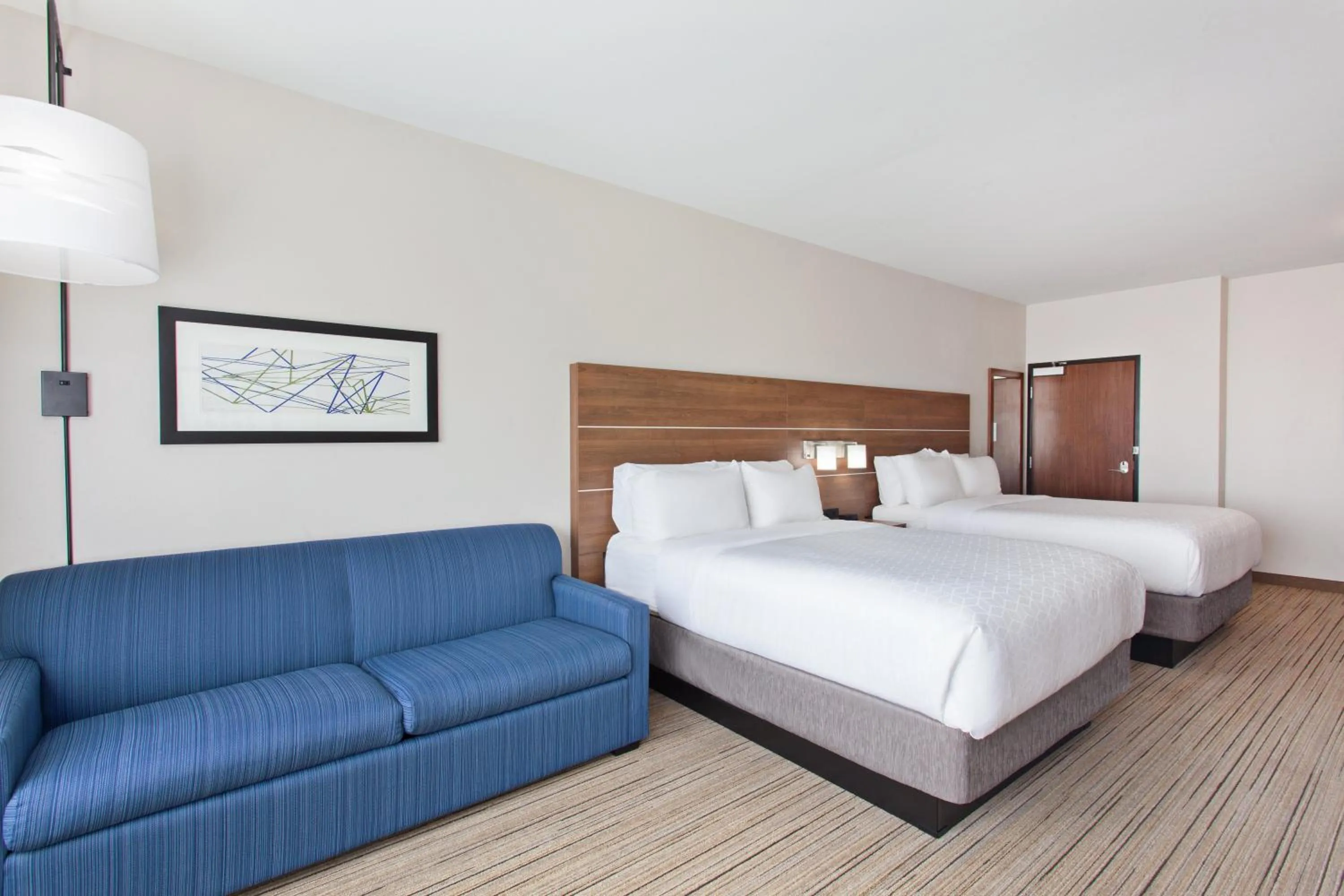 Photo of the whole room, Bed in Holiday Inn Express & Suites - Moses Lake by IHG