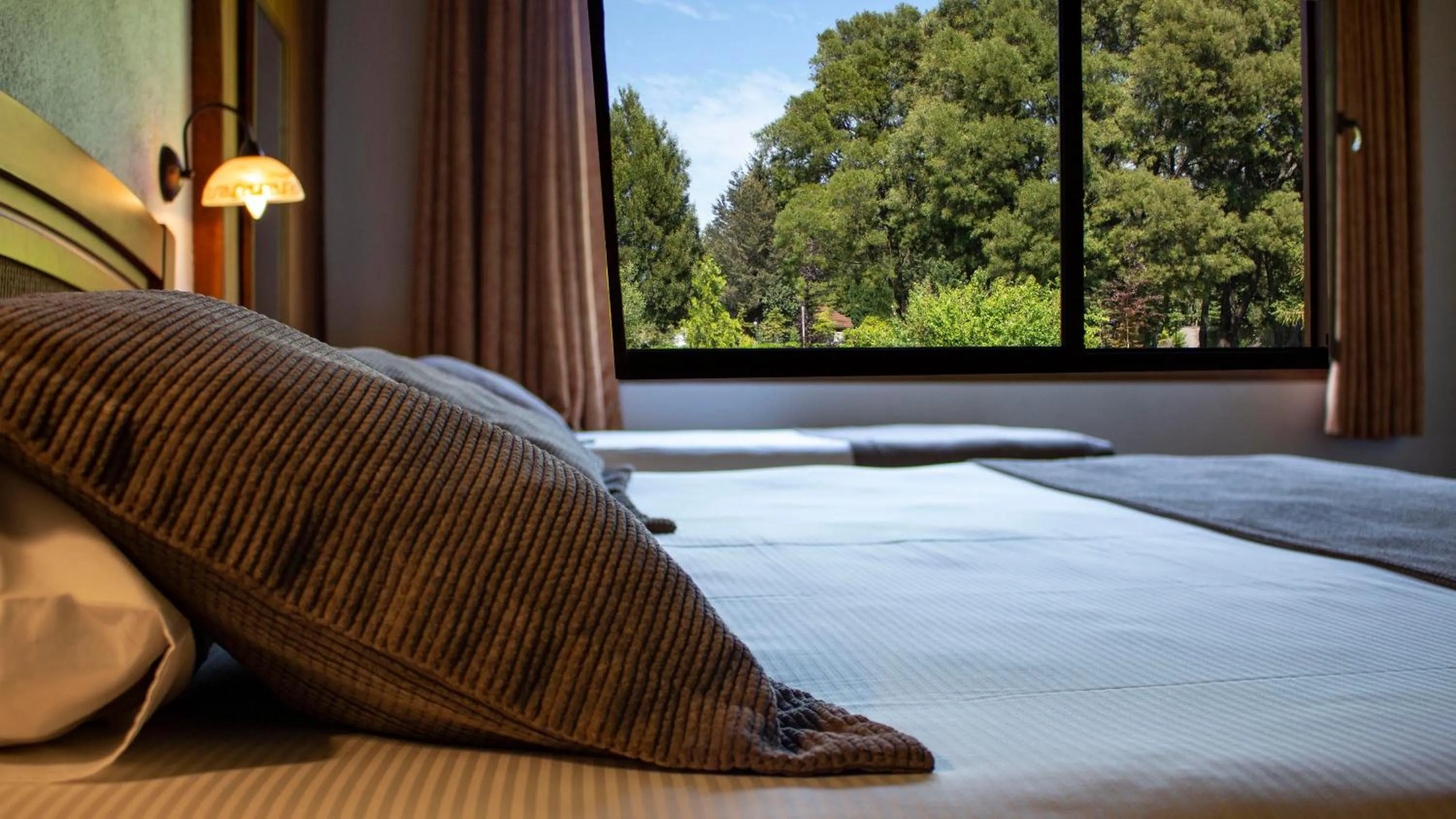 Bed in Hotel Pucon Green Park